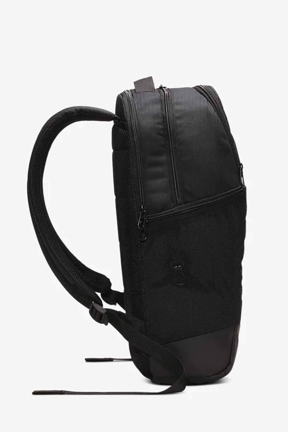 NIKESırt ÇantasıNike Brasilia 9.0 Unisex Sırt Çantası BA5954-010-Siyah