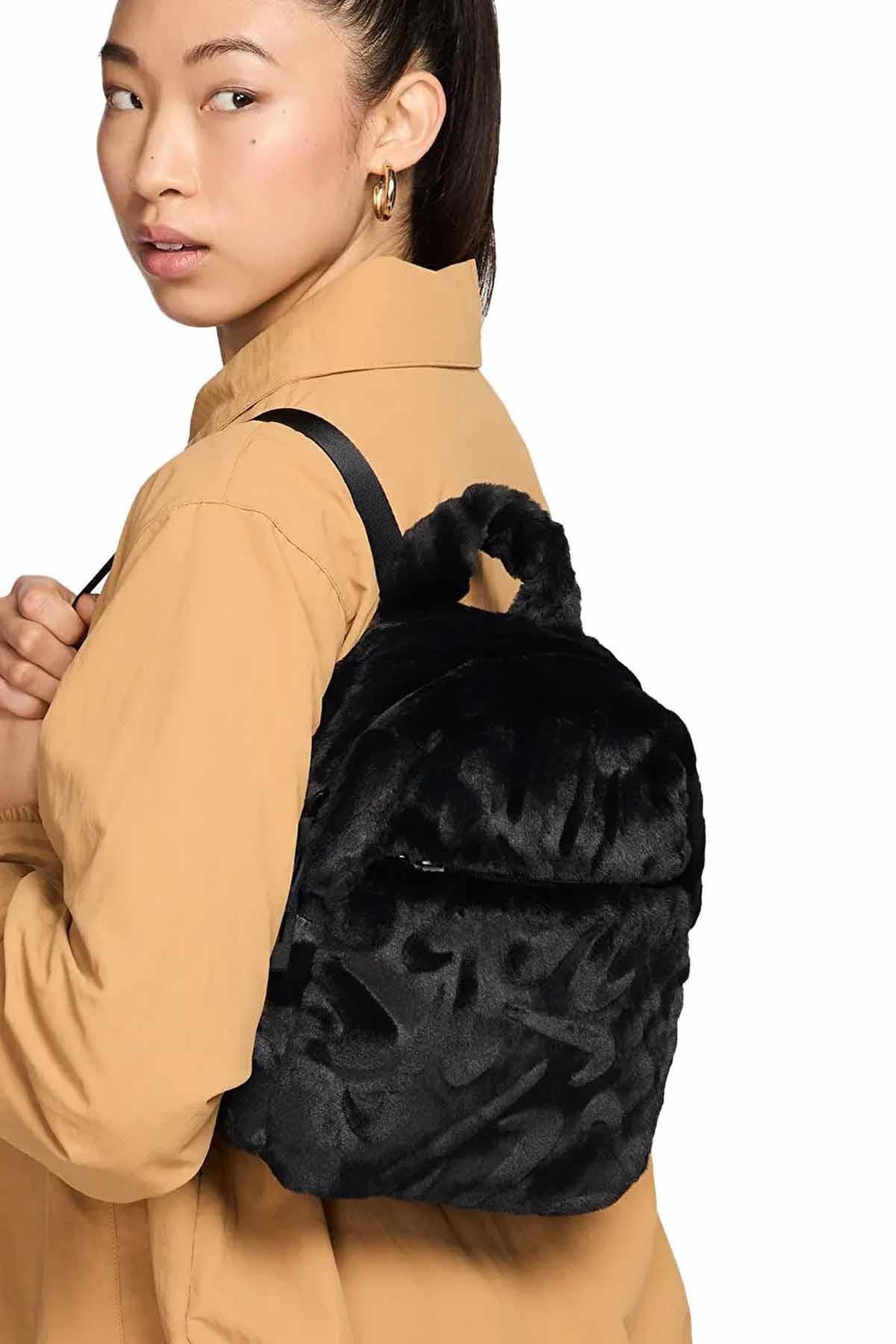 NIKESırt ÇantasıNike Çanta Sırt Çantası En: 20 cm, Boy: 25 cm, Derinlik: 10 cm Unisex Sırt Çantası FZ1328-010-Çok Renkli