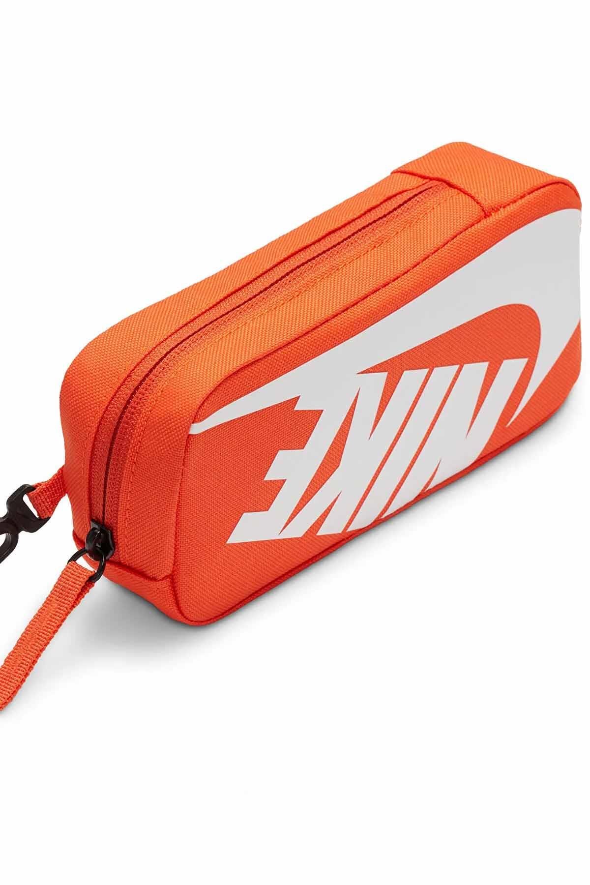 NIKESırt ÇantasıNike Y ELMNTL BKPK SHOEBOX En: 46 cm, Boy: 30 cm, Derinlik: 13 cm Unisex Sırt Çantası HJ4186-646-SIYAH