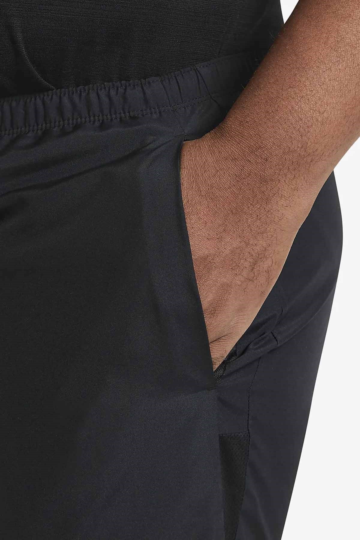 NIKEŞortNike M Df Challenger Short 7Bf Erkek Şort CZ9066-010-Siyah