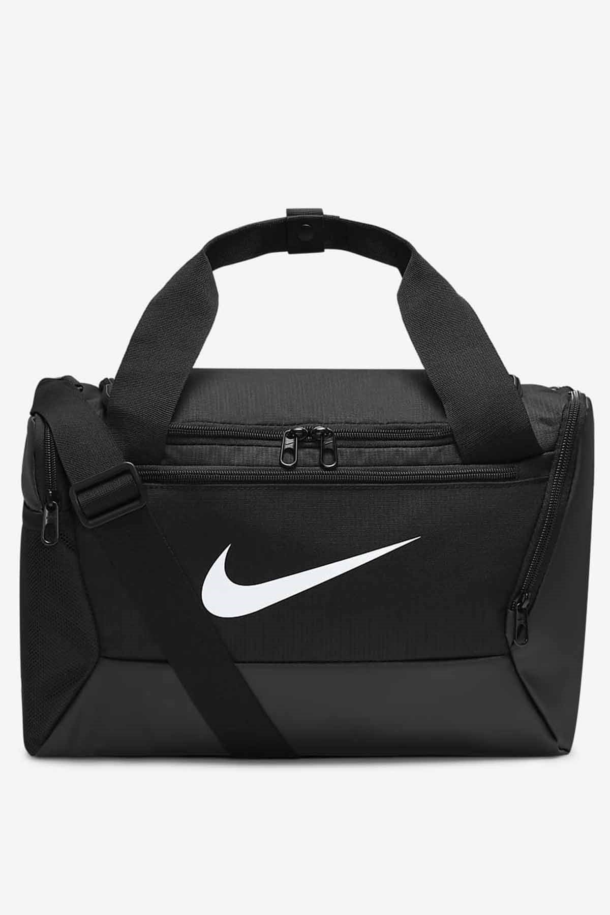NIKESpor ve Seyehat ÇantasıNike Antrenman Spor Çantası (Ekstra Küçük Boy, 25 L)  DM3977-010-SIYAH