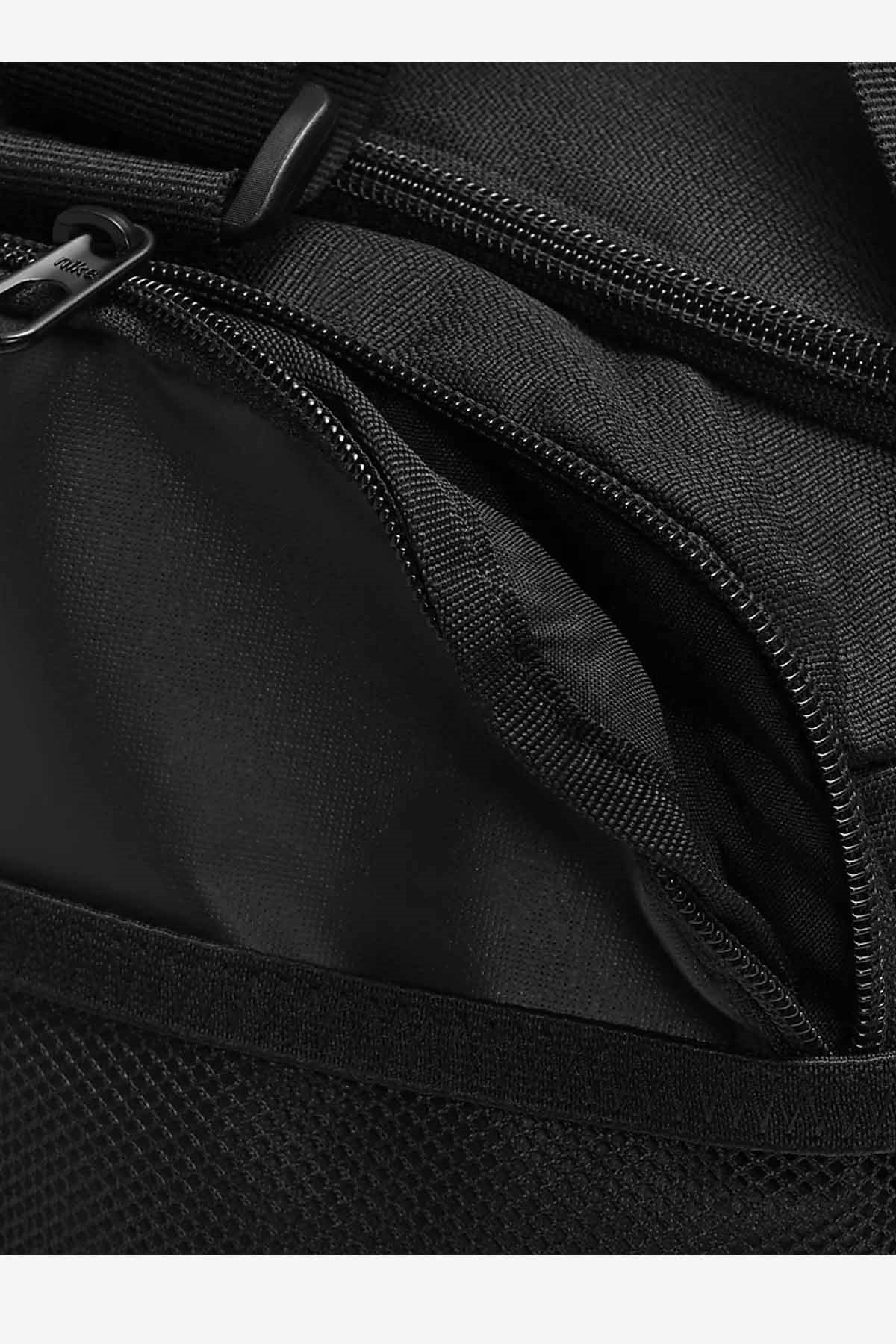 NIKESpor ve Seyehat ÇantasıNike Antrenman Spor Çantası (Ekstra Küçük Boy, 25 L)  DM3977-010-SIYAH