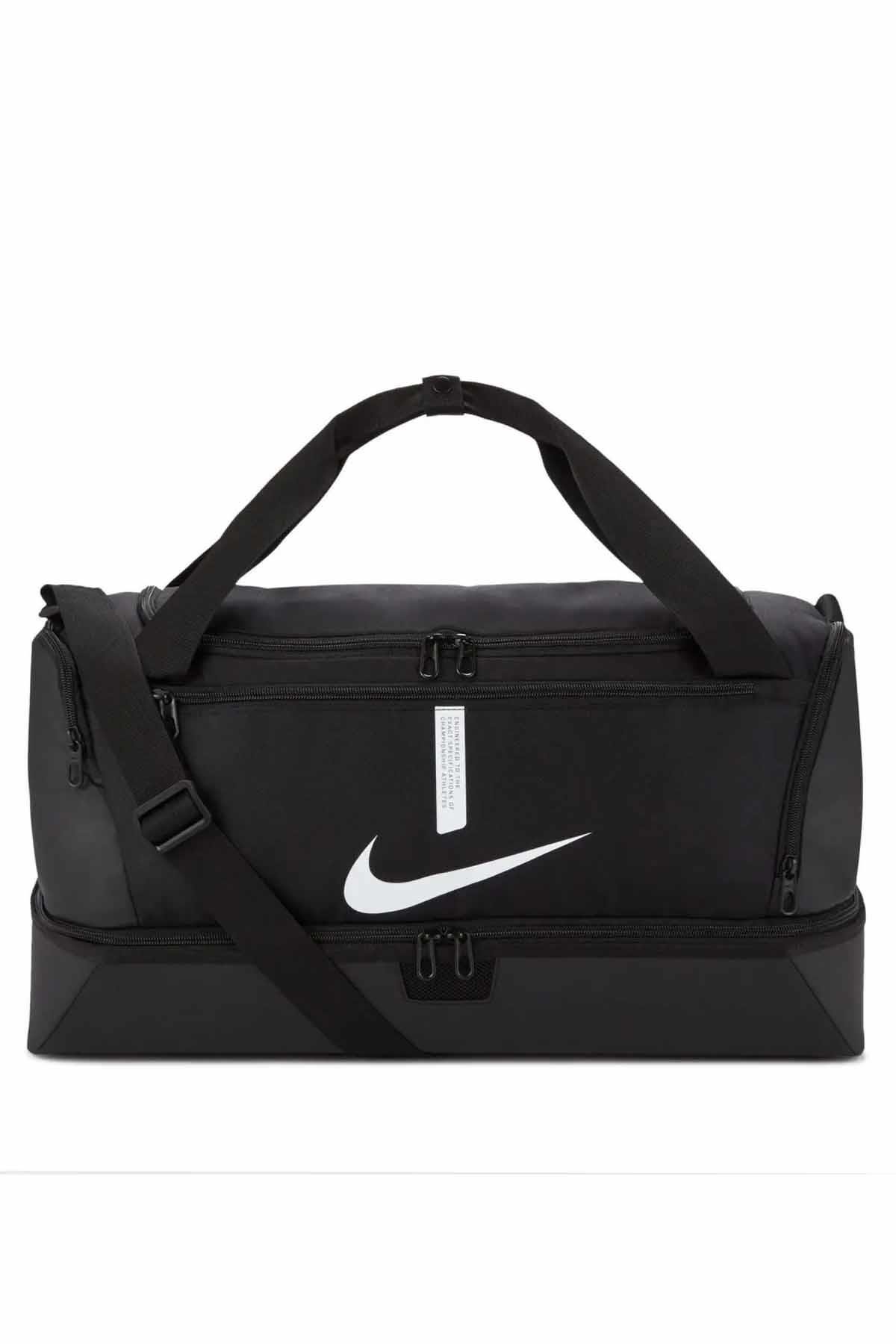 NIKESpor ve Seyehat ÇantasıNike Spor Çanta 37 LT  54 cm. (U) x 31 cm. (G) x 28 cm. (Y)  CU8096-010-SIYAH