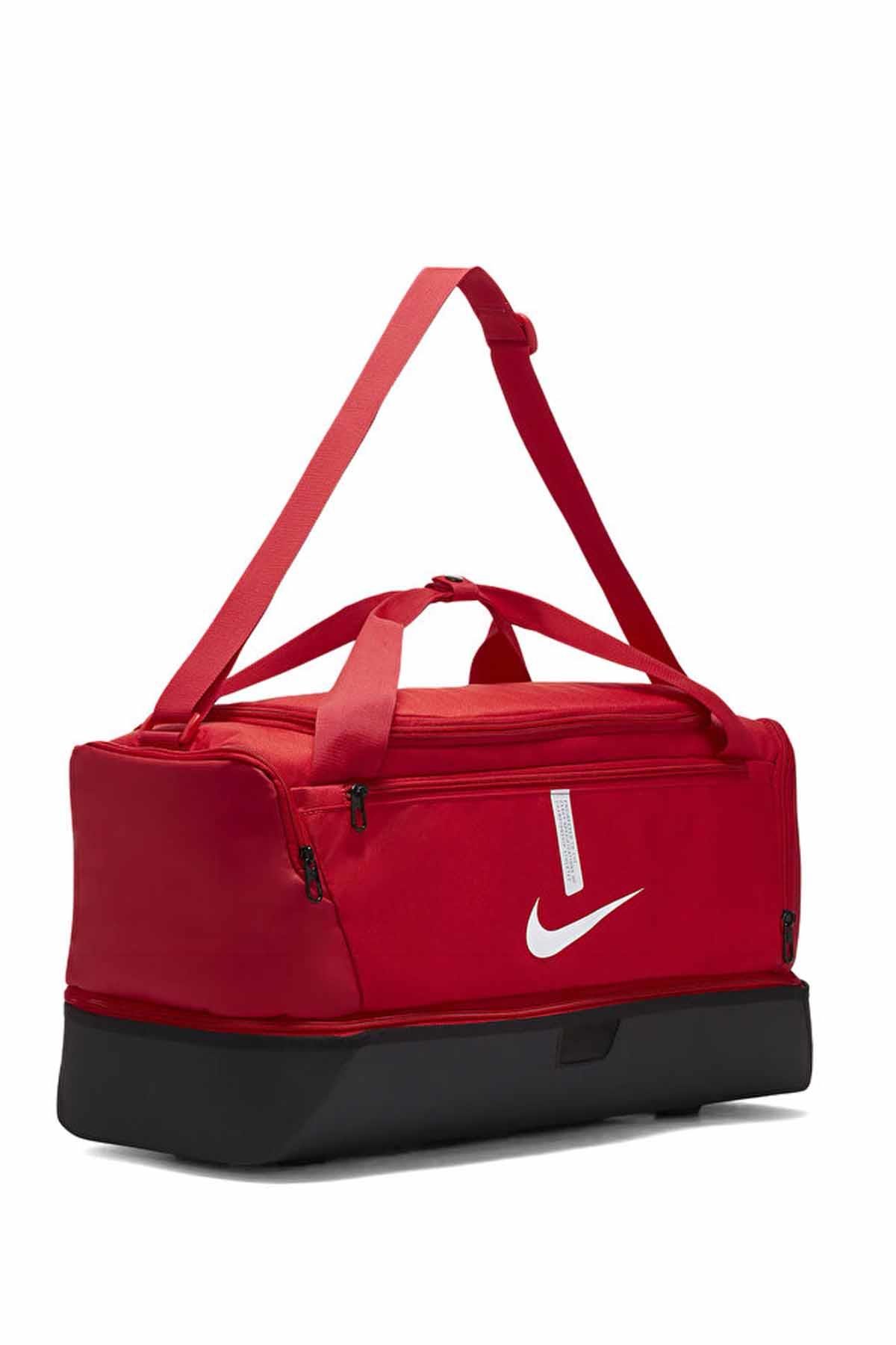 NIKESpor ve Seyehat ÇantasıNike Spor Çanta 37 LT  54 cm. (U) x 31 cm. (G) x 28 cm. (Y)  CU8096-657-KIRMIZI