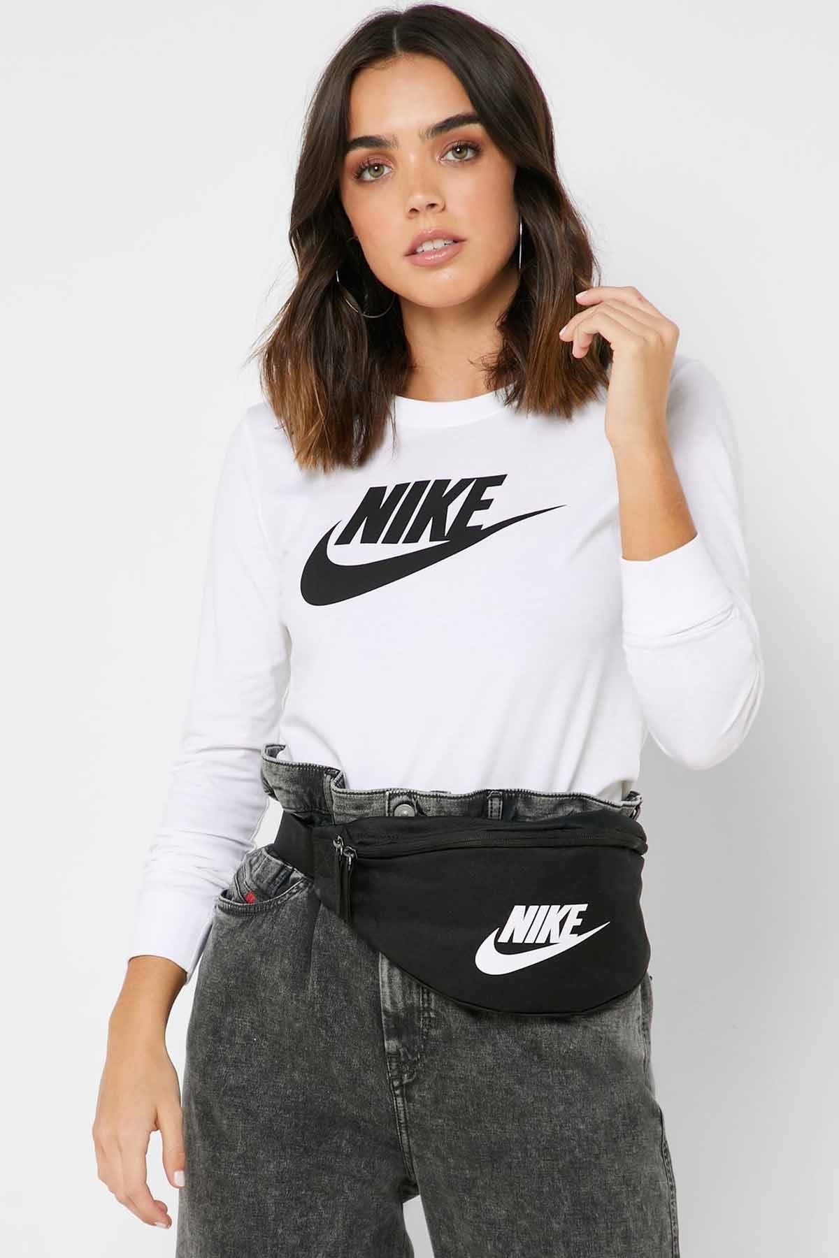 NIKESweatshirtNike W NSW TEE ESSNTL LS ICON FTR Kadın Sweatshirt BV6171-BEYAZ