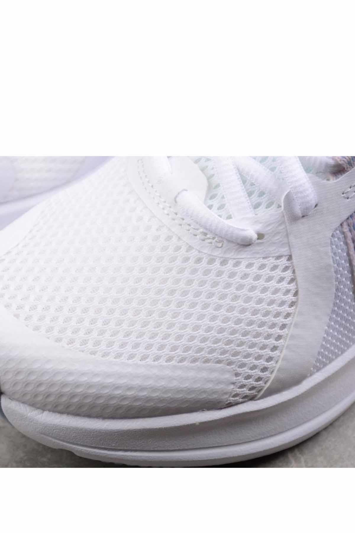 NIKEYürüyüş KoşuNike Kadın Yürüyüş Koşu Run Swift V-2 Kadın Yürüyüş Koşu Ayakkabı CU3528-104-Beyaz