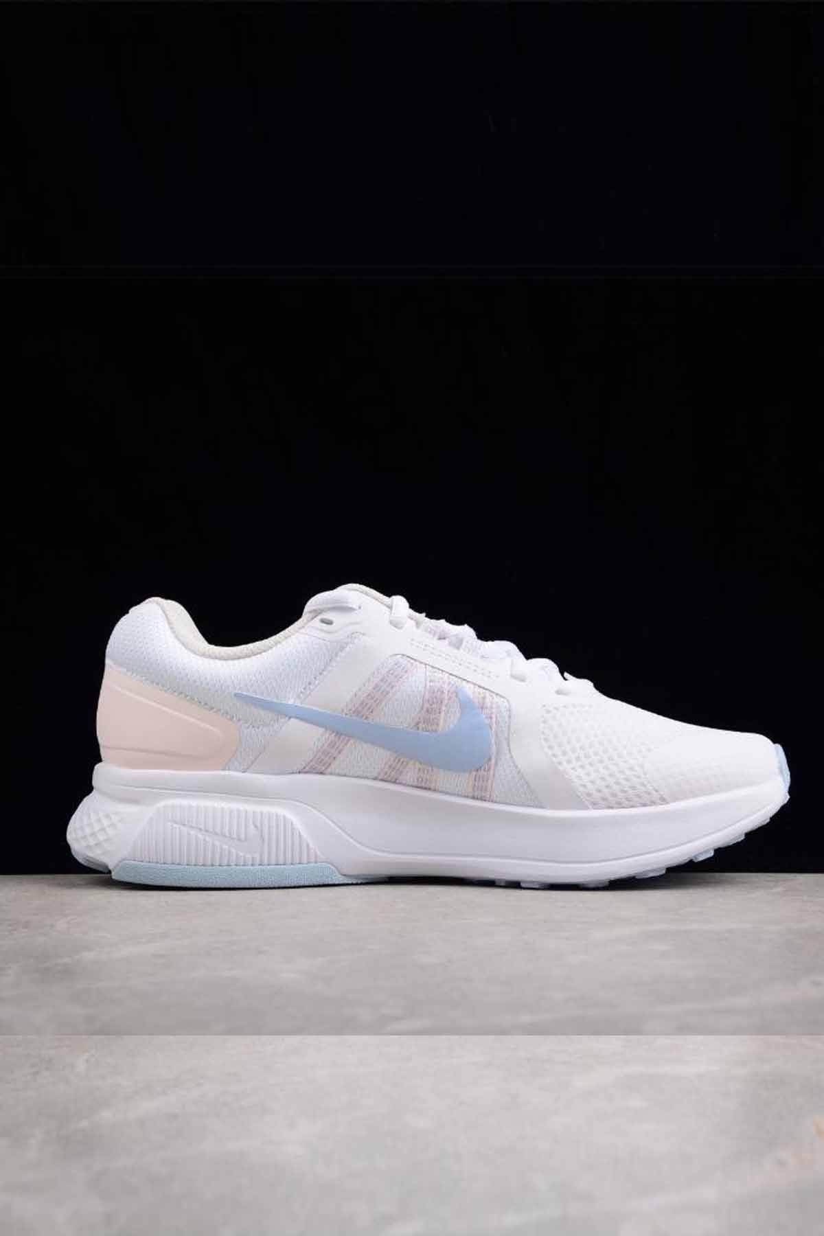 NIKEYürüyüş KoşuNike Kadın Yürüyüş Koşu Run Swift V-2 Kadın Yürüyüş Koşu Ayakkabı CU3528-104-Beyaz