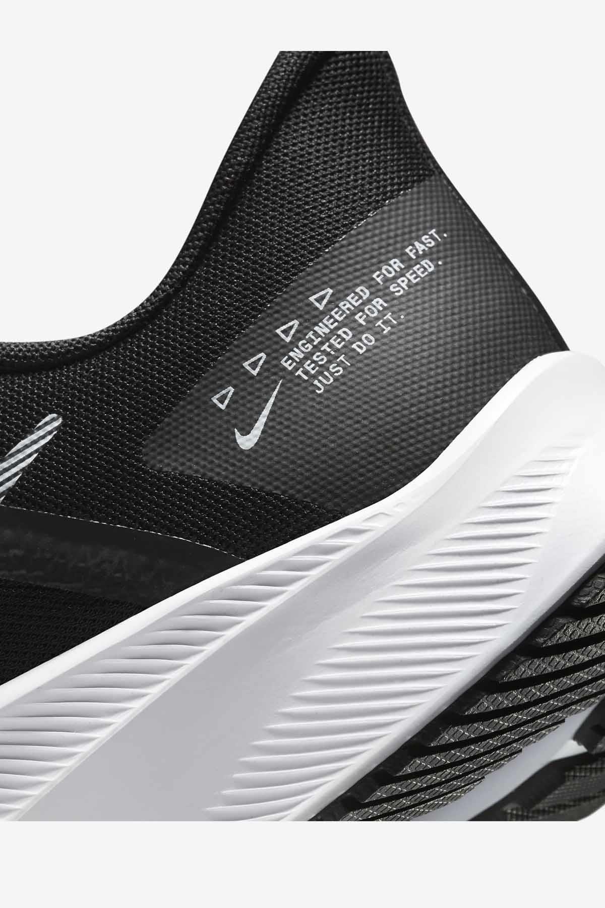 NIKEYürüyüş KoşuNike Quest 4 Erkek Yürüyüş Koşu Ayakkabı DA1105-006-Siyah-Byz