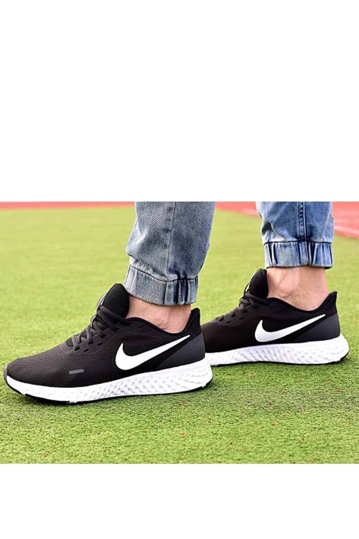 NIKEYürüyüş KoşuNike Revolution 5 Erkek Yürüyüş Koşu Ayakkabı BQ6714-003-Siyah