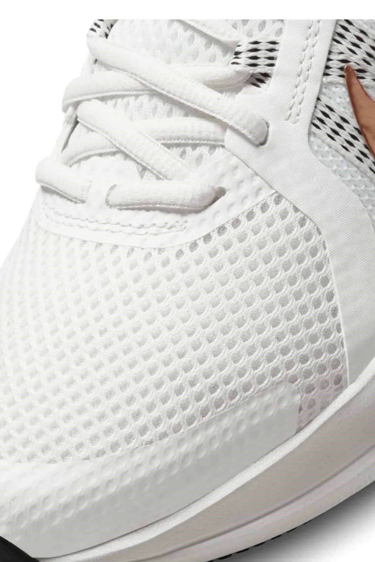 NIKEYürüyüş KoşuNike W Run Swift 2 Kadın Yürüyüş Koşu Ayakkabı CU3528-103-Beyaz