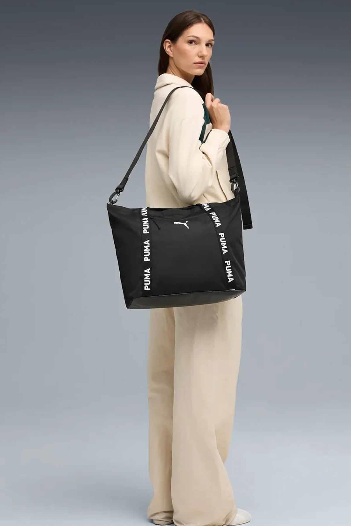 PUMAOmuz ÇantaPuma AT ESS Shopper Kadın Omuz Çanta 091856-01 Siyah