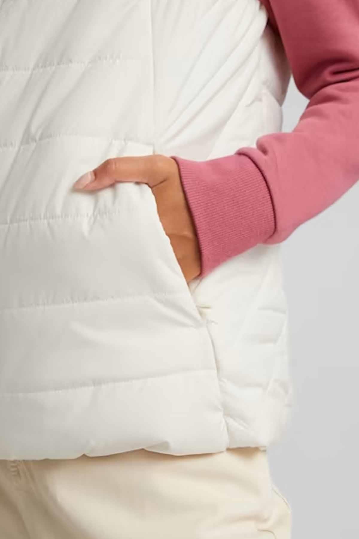 PUMAYelekPuma Ess Padded Vest Kadın Yelek 848941-87 Beyaz