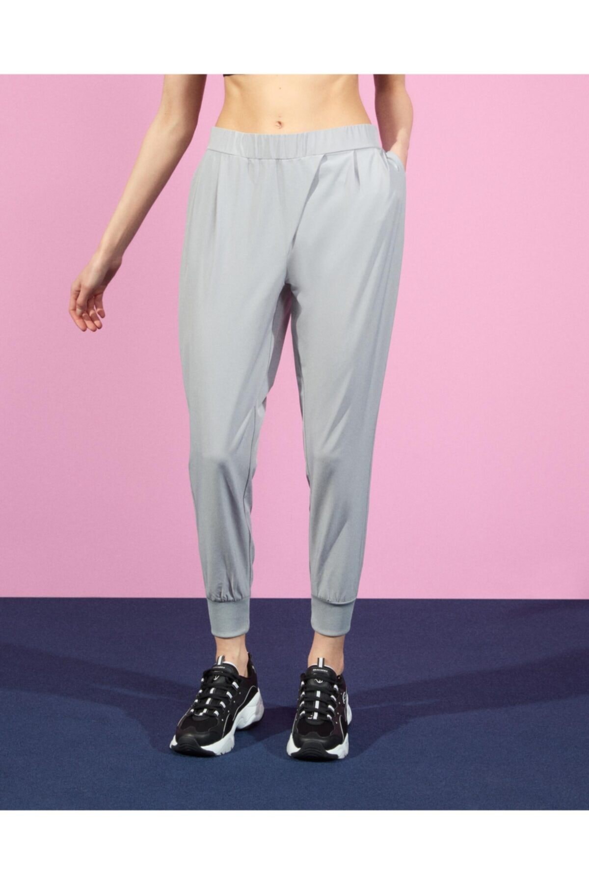 SKECHERSEşofman AltSkechers Micro Collection W Jogger Kadın Eşofman Alt S211078-032 Gri