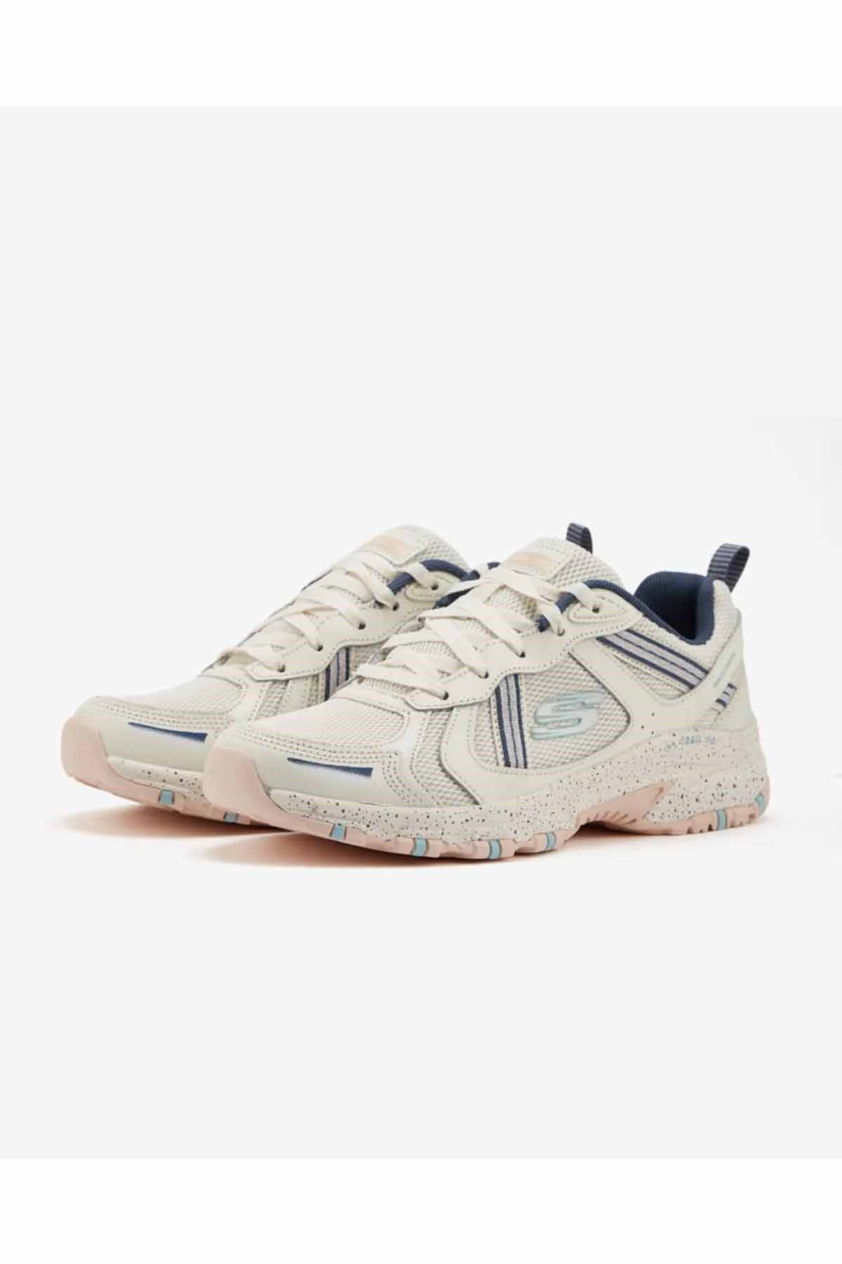 SKECHERSGünlük SporSkechers HİLLCREST - VAST ADVENTURE Kadın Günlük Spor Ayakkabı 149820 OFNV Beyaz