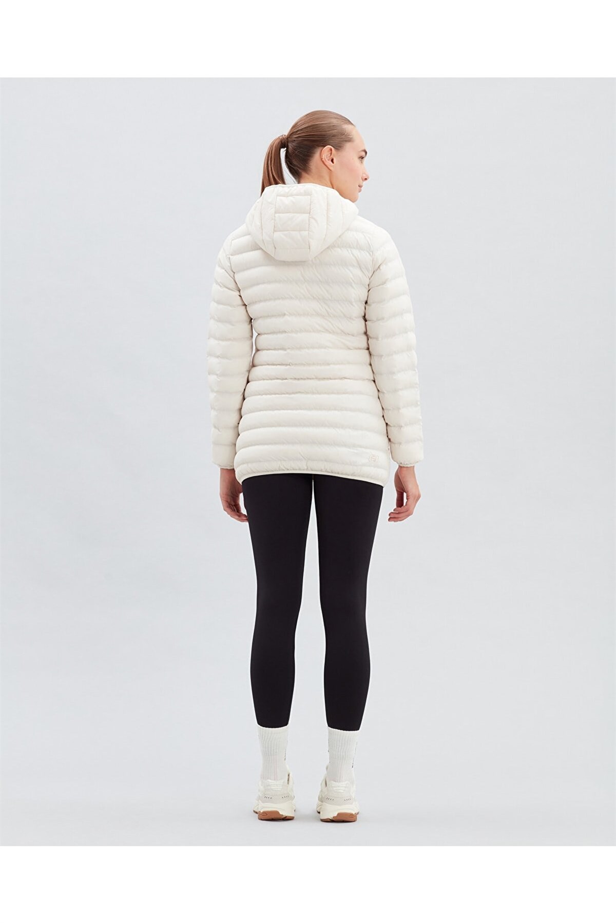 SKECHERSMontSkechers W Essential Midi Length Hooded Jacket Kadın Mont S212276-102 Off White