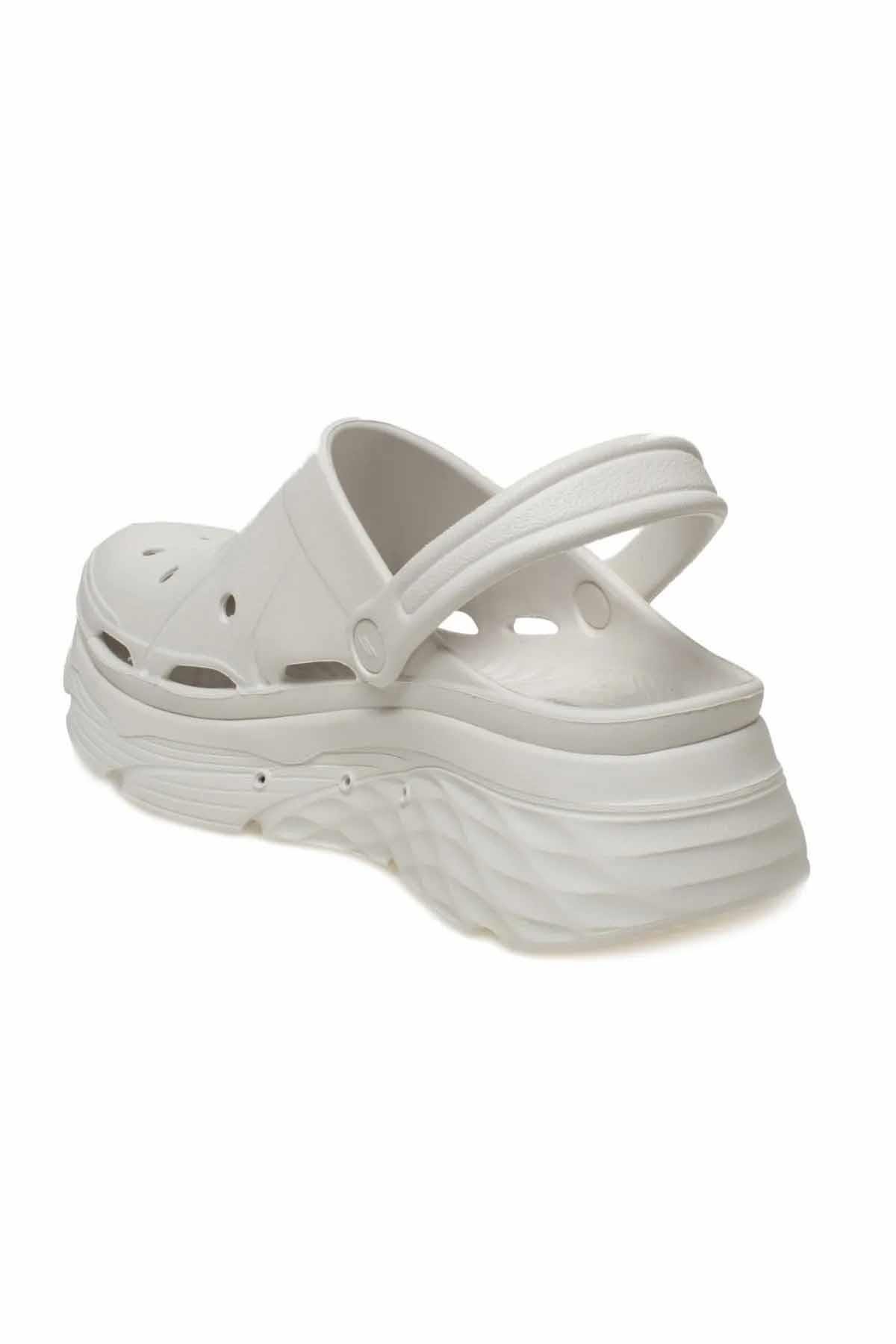 SKECHERSSandaletSkechers MAX CUSHIONING FOAMIES Kadın Sandalet Ayakkabı 111127 WHT Beyaz