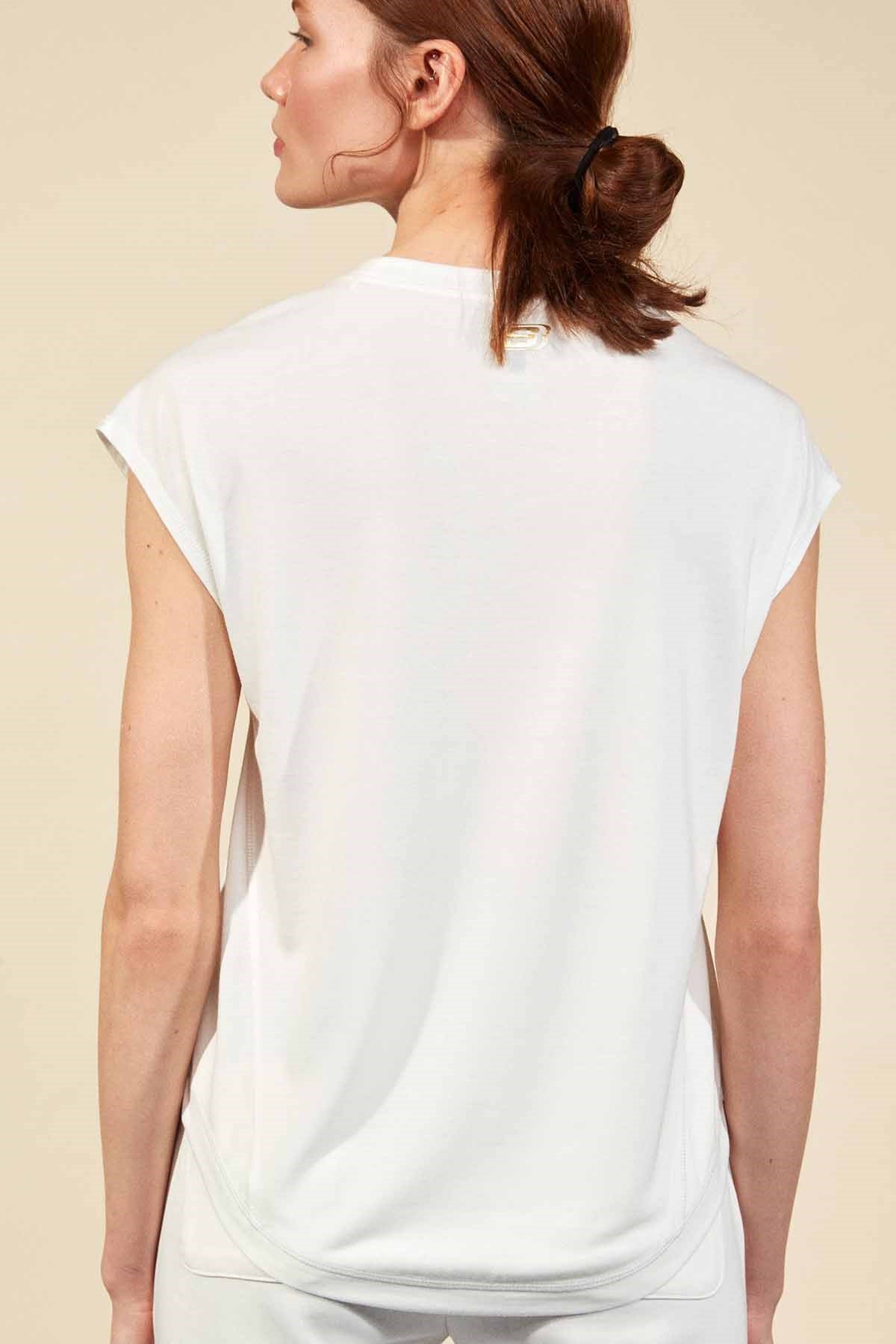 SKECHERSTişörtSkechers Graphic Tee W Kadın Tişört S211289-100 Beyaz