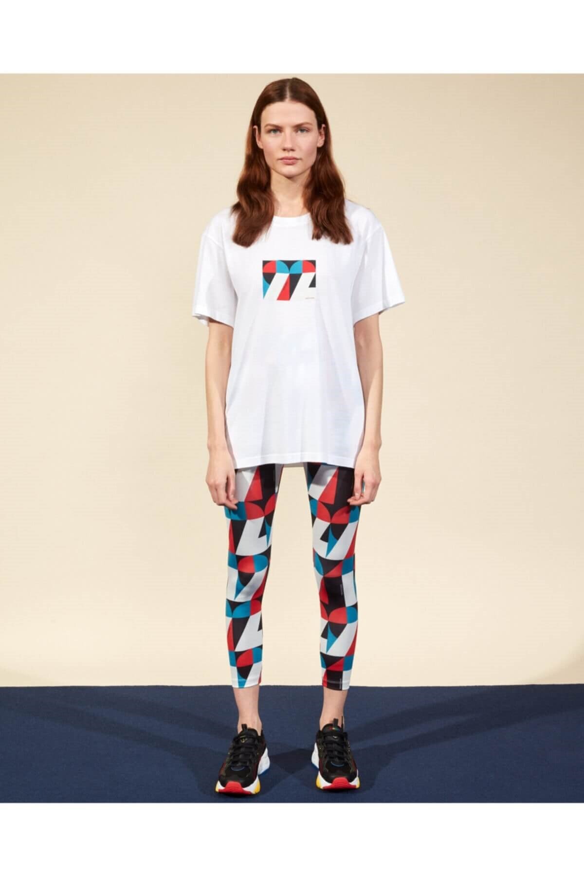 SKECHERSTişörtSkechers Graphic Tee W Kadın Tişört S211160-100 Beyaz