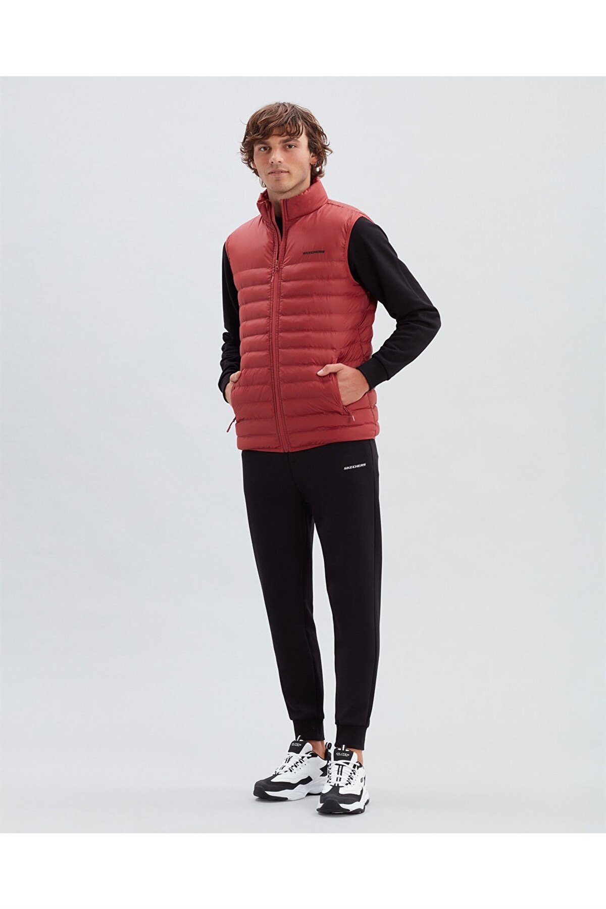 SKECHERSYelekSkechers M Essential Vest Erkek Yelek S202174-621 Rosewood