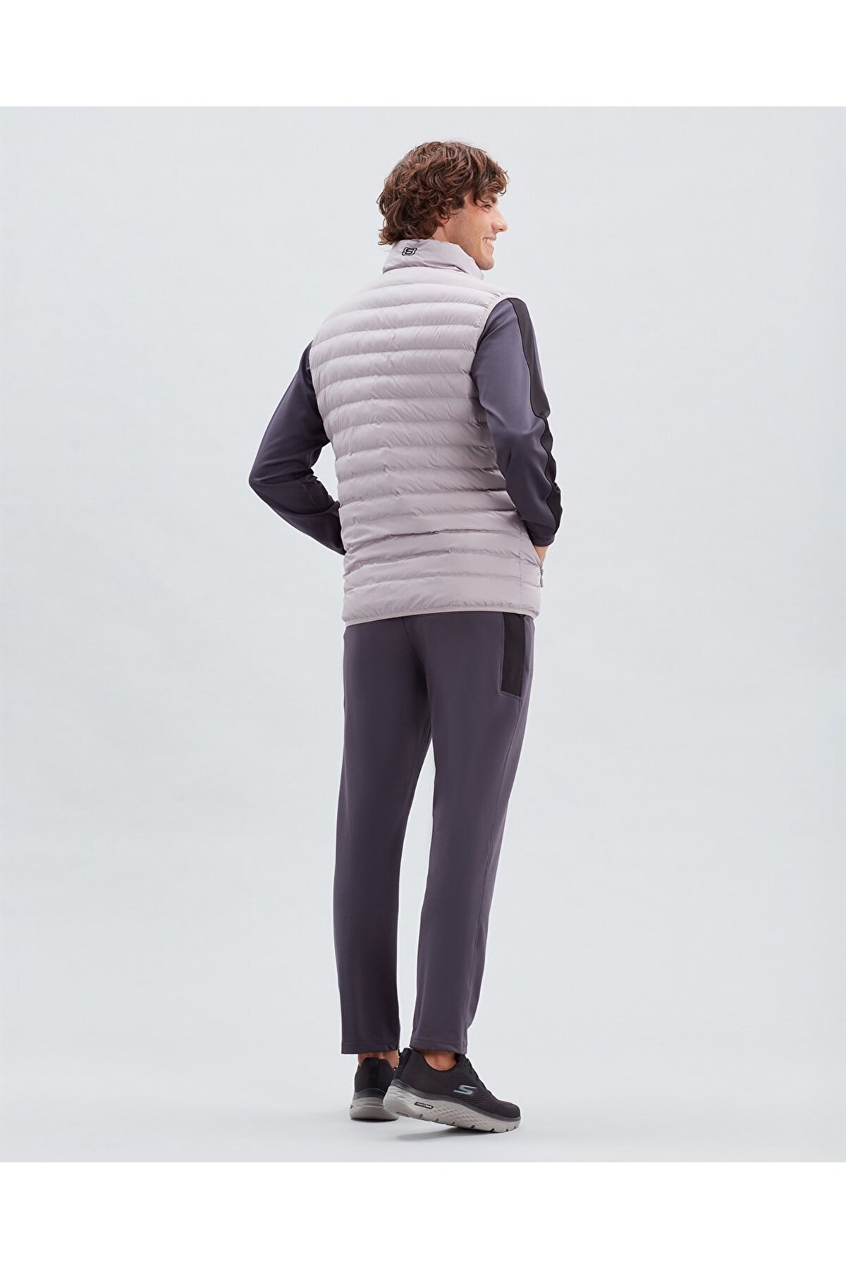 SKECHERSYelekSkechers M Essential Vest Erkek Yelek S202174-506 Lilac