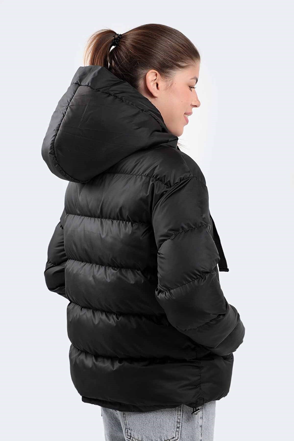 SLAZENGERMontSlazenger BRENDA I Kadın Mont ST22JK001-500Siyah