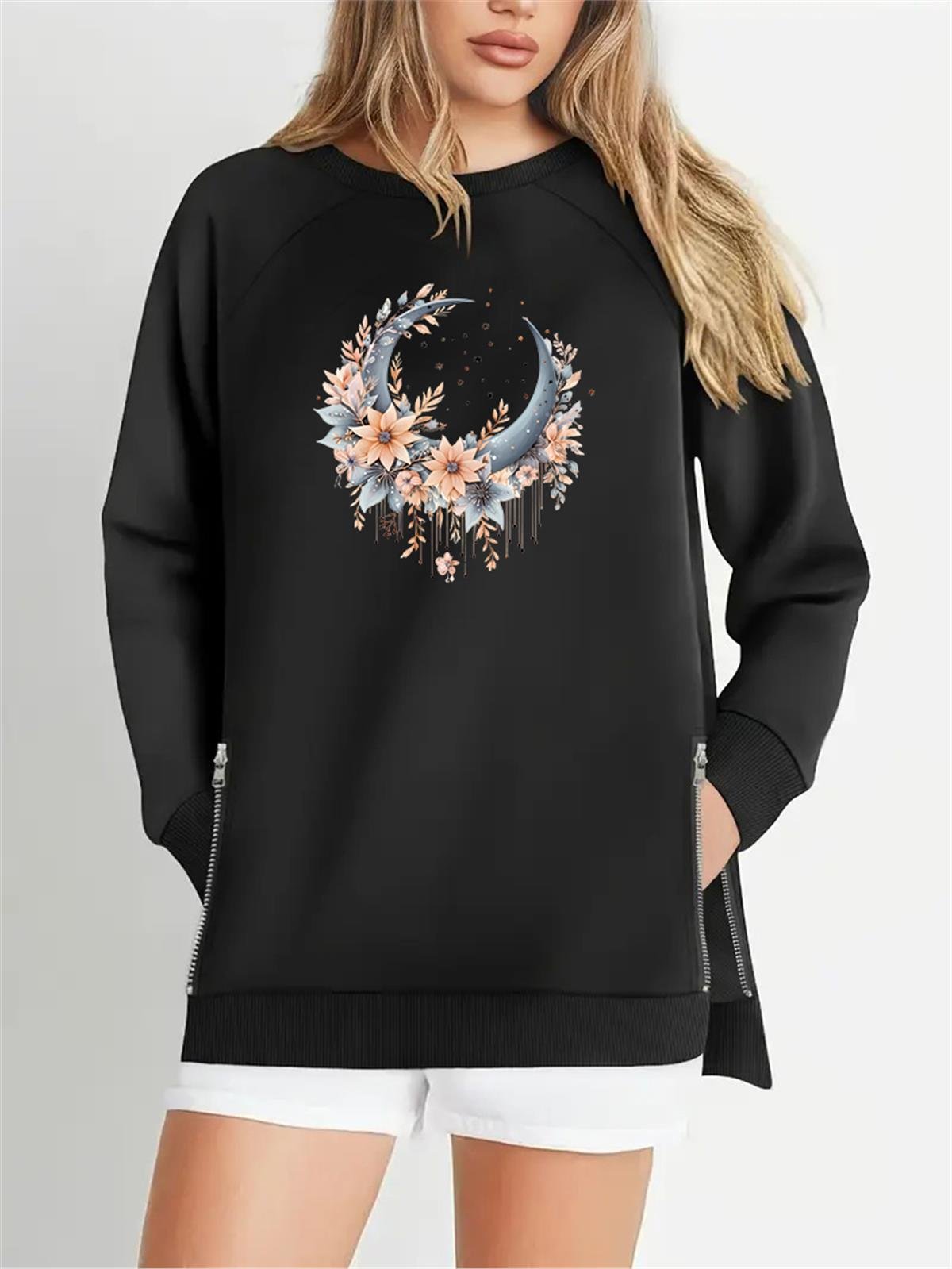 Büyük Beden Boho Hilal Baskılı Fermur Yırtmaç Detaylı Oysho Kumaş Reglan Kol Sweashirt SiyahCurvy TrendBüyük Beden Boho Hilal Baskılı Fermur Yırtmaç Detaylı Oysho Kumaş Reglan Kol Sweashirt Siyah