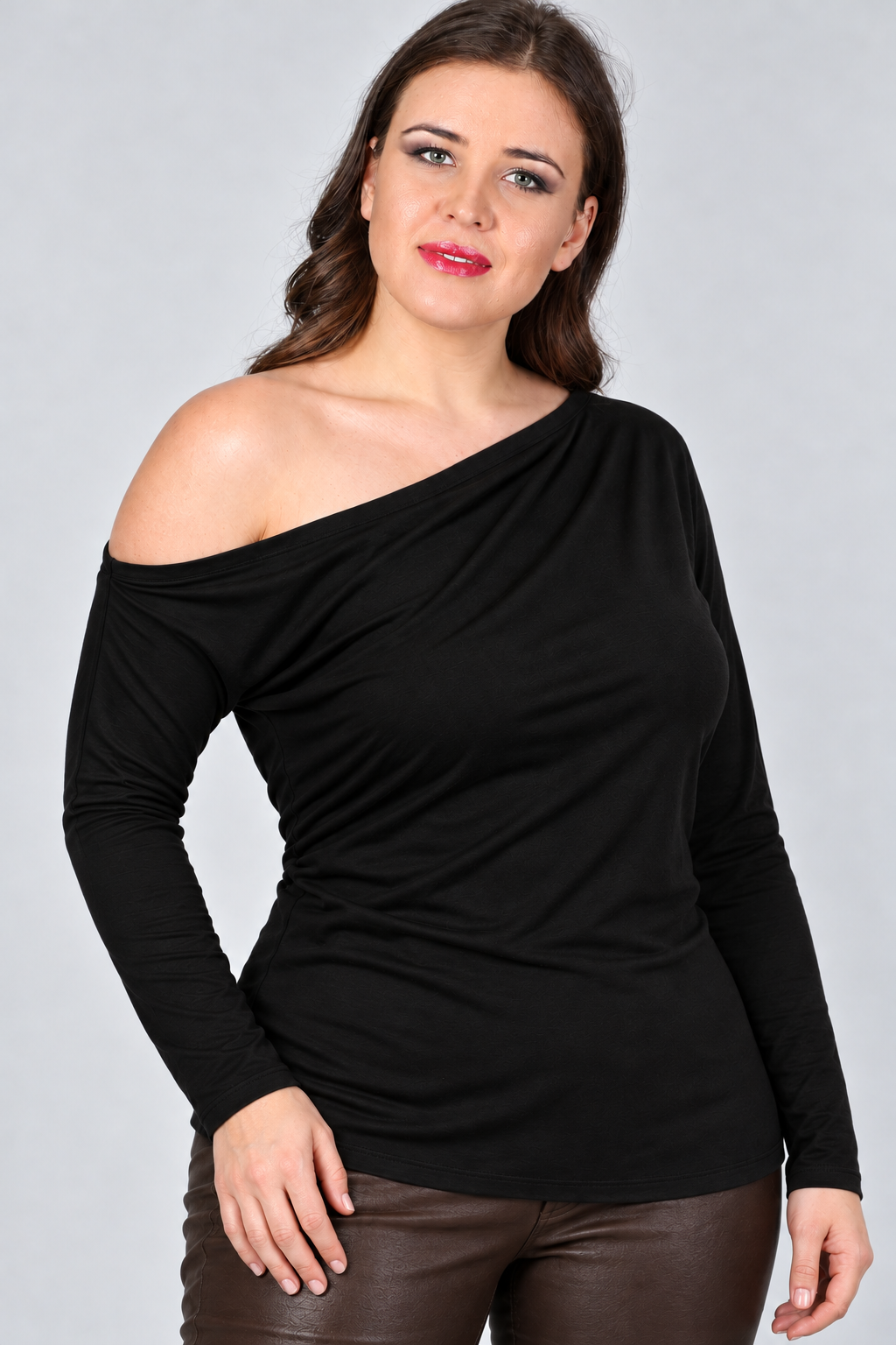 Büyük Beden Geniş Kayık Yaka Uzun Kol Bluz SiyahCurvy TrendBüyük Beden Geniş Kayık Yaka Uzun Kol Bluz Siyah