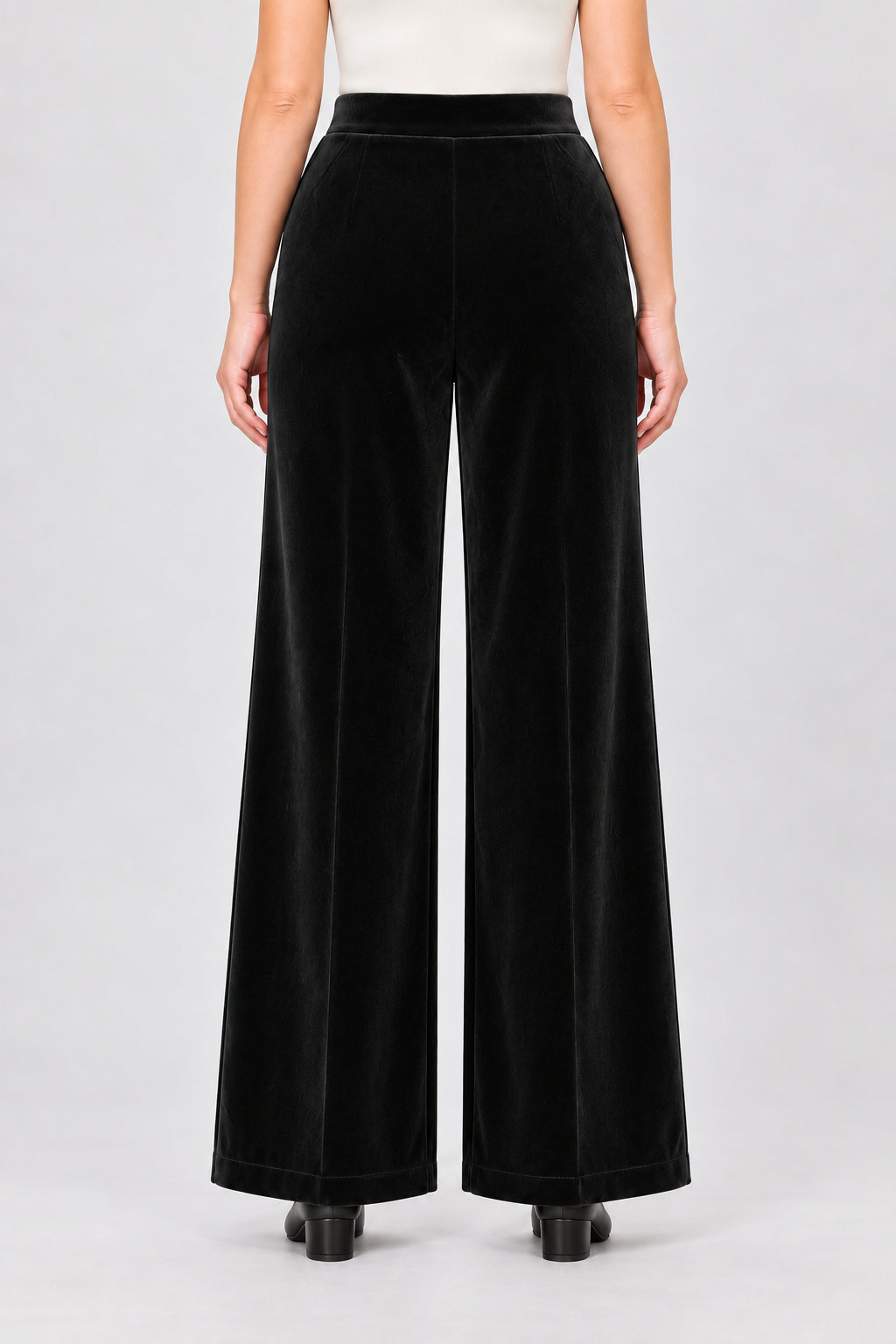 Büyük Beden Geniş Paça Kadife Pantolon SiyahCurvy TrendBüyük Beden Geniş Paça Kadife Pantolon Siyah
