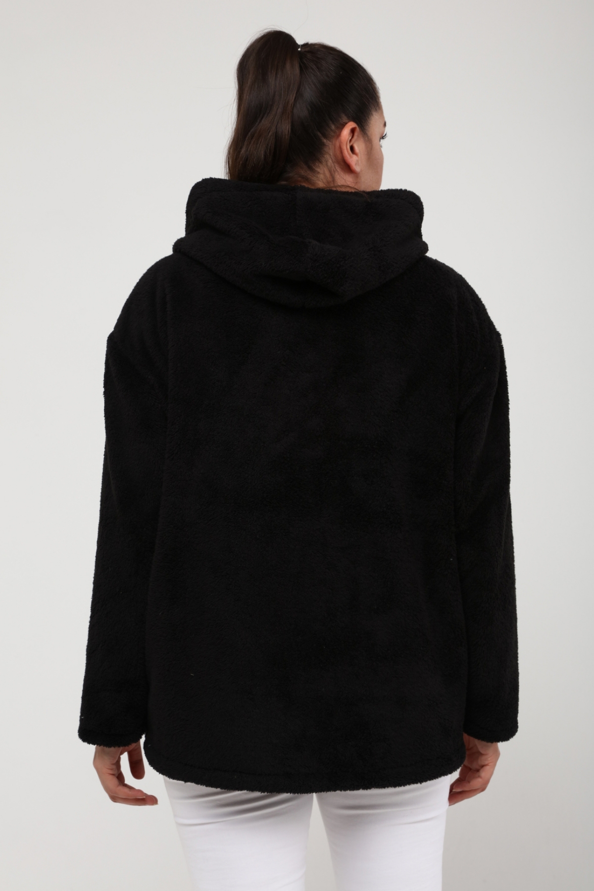 Büyük Beden Kapşonlu Wellsoft Ceket SiyahCurvy TrendBüyük Beden Kapşonlu Wellsoft Ceket Siyah