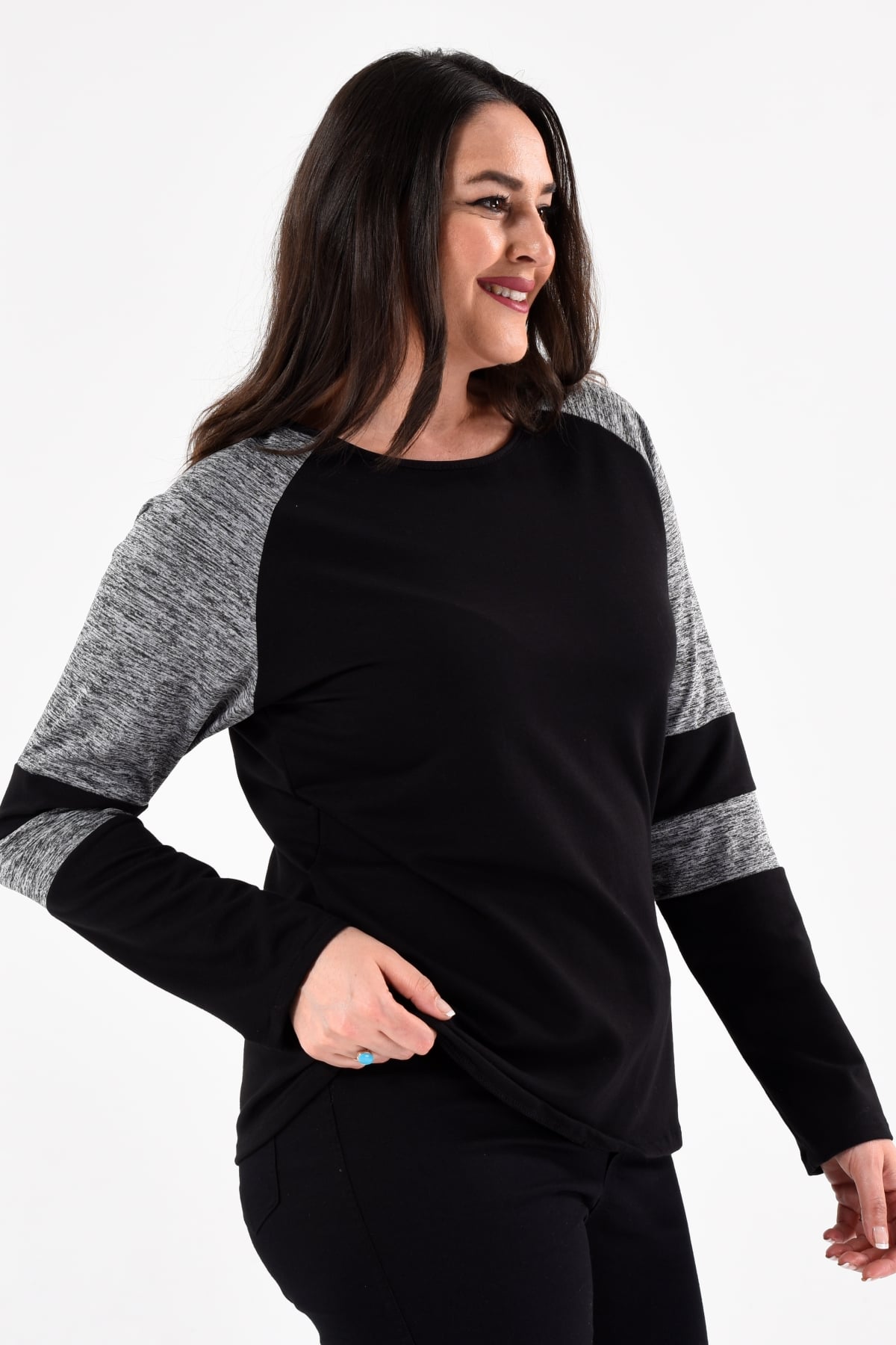 Büyük Beden Reglan Kol Gri Melanj Garni Detaylı Sweatshirt SiyahCurvy TrendBüyük Beden Reglan Kol Gri Melanj Garni Detaylı Sweatshirt Siyah