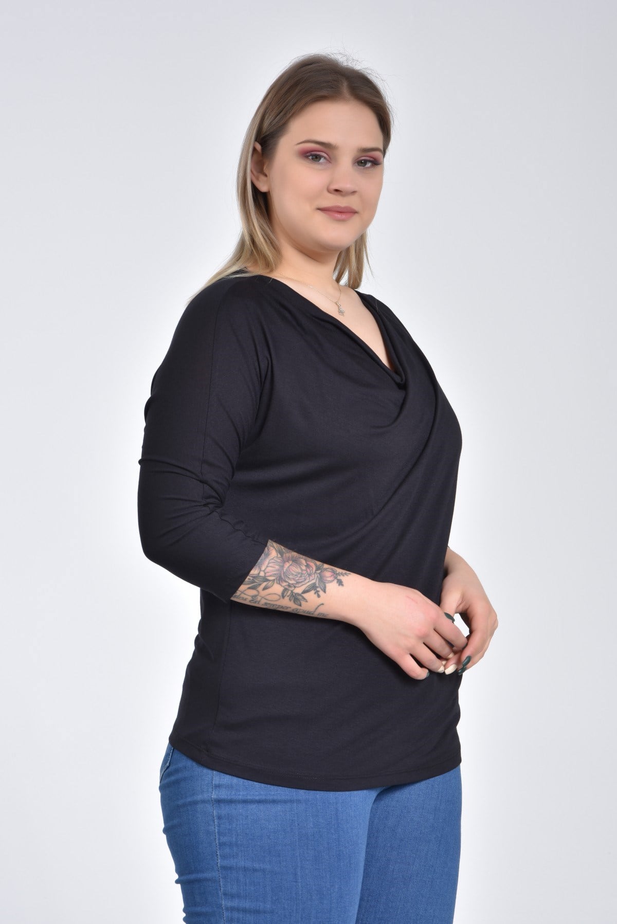 ModacazibeBüyük Beden Degaje Yaka Yarasa Kol Bluz