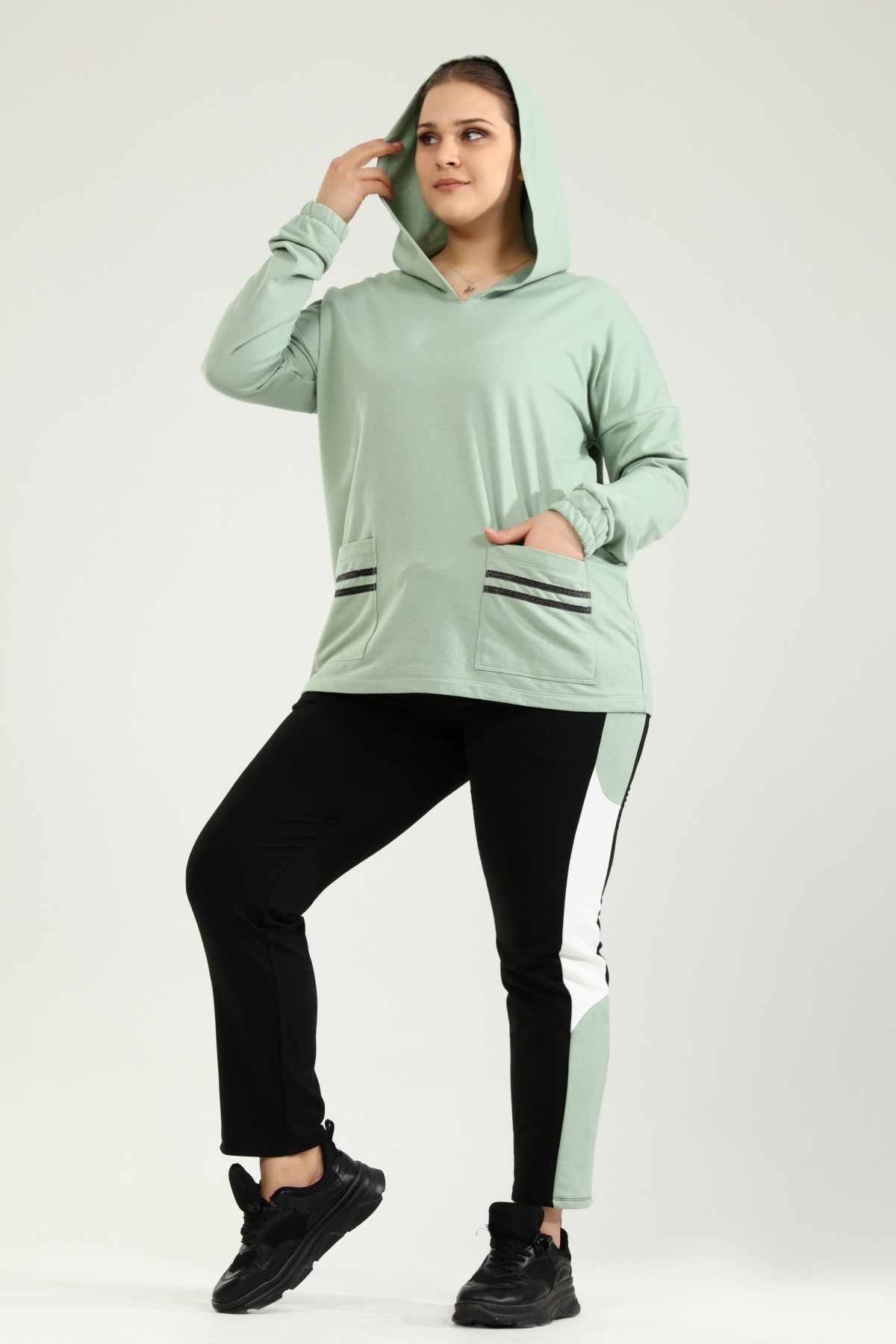 ModacazibeYan Mint Blokz 2 İplik Eşofman Altı