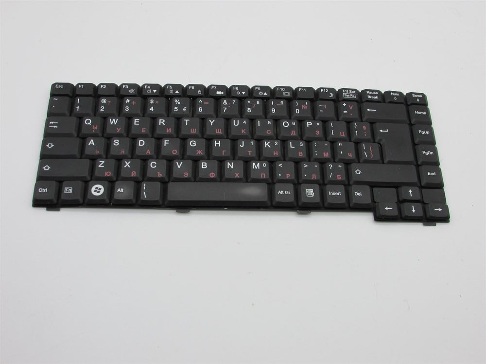 AMILO- Pİ-2550 Notebook Klavye