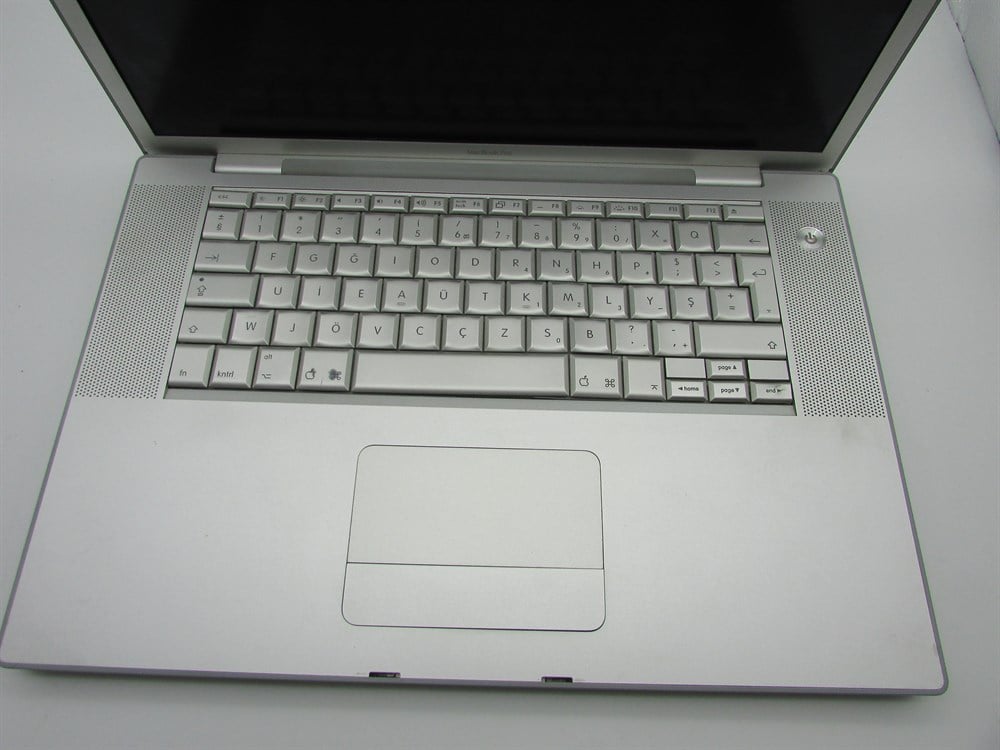 APPLE MACBOOK A1226 Notebook