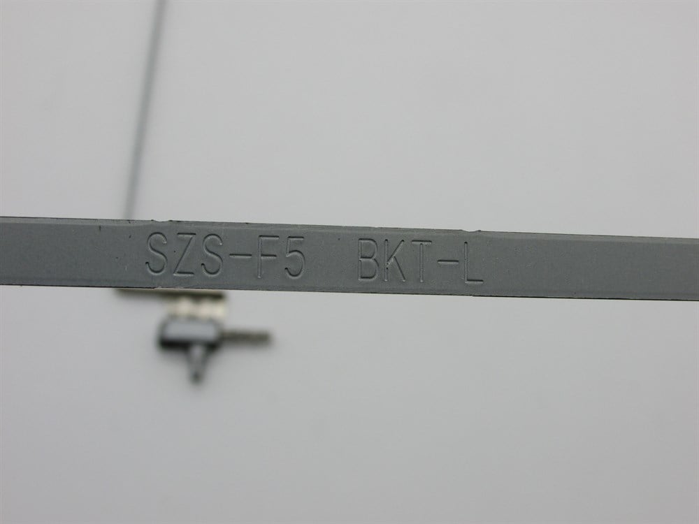ASUS F5SL Notebook Menteşe