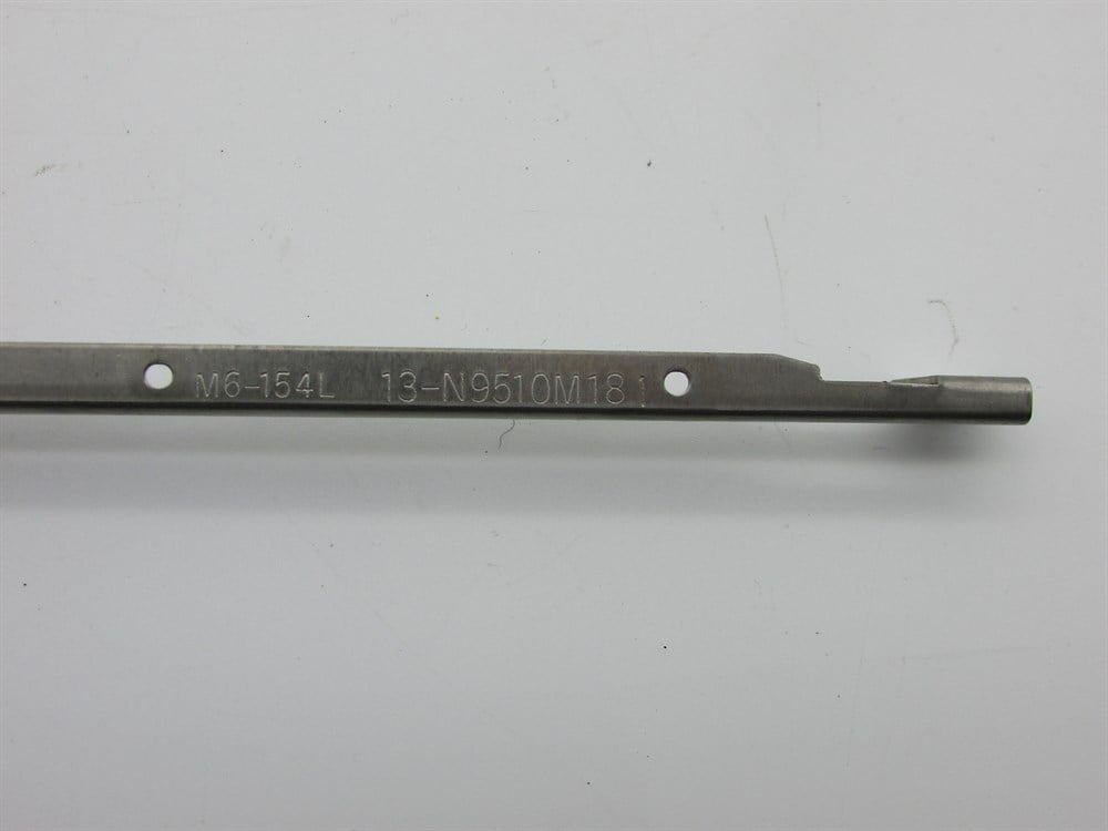 ASUS M6000 Notebook Menteşe