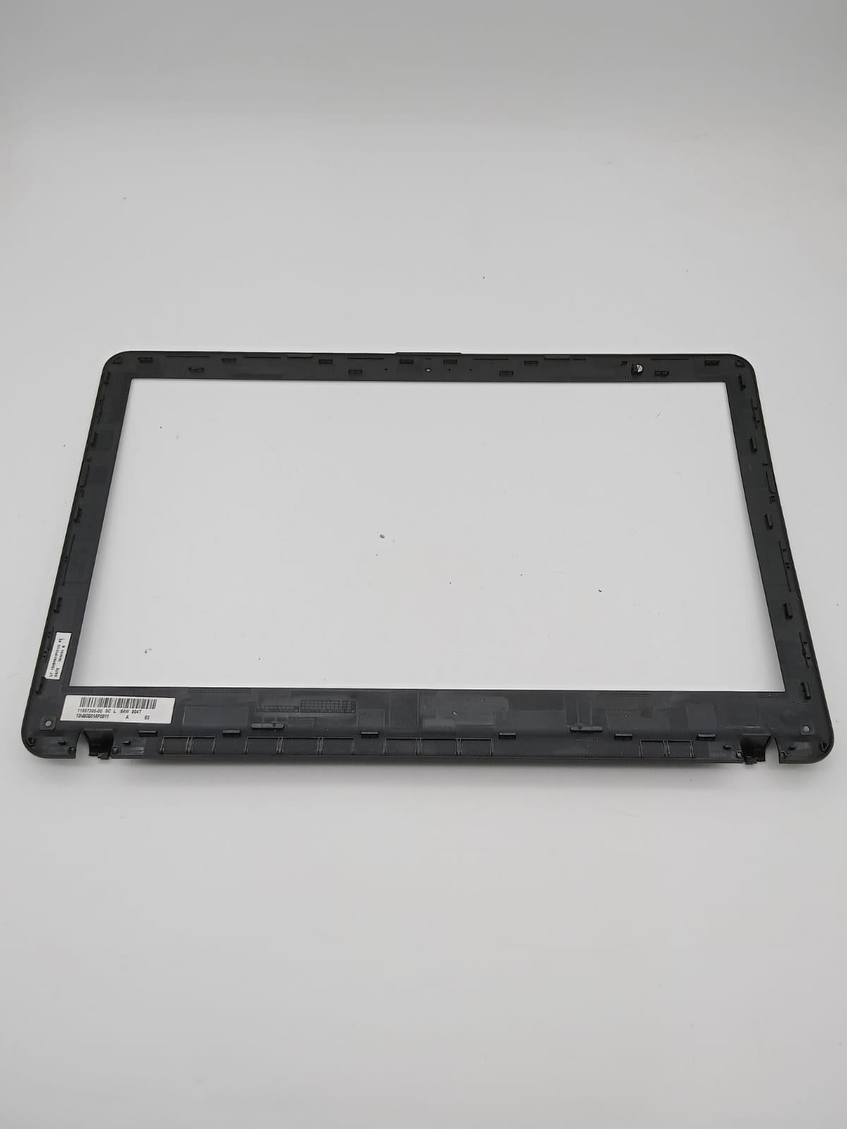 ASUS X540S Notebook Bezel On