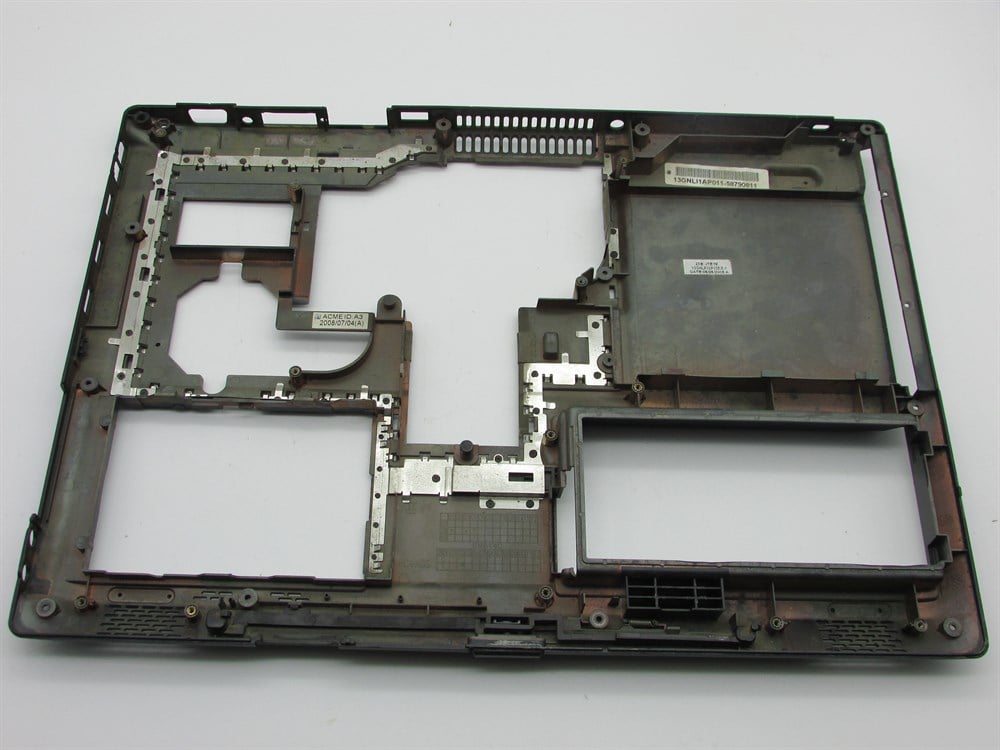 ASUS X59SR Notebook Alt Kasa