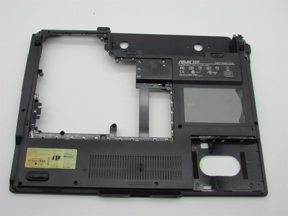 ASUS Z53F Notebook Alt Kasa
