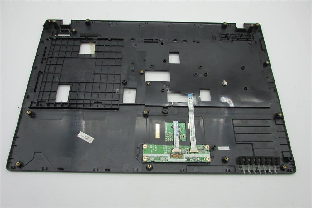 CASPER W7652 Notebook Ust Kasa