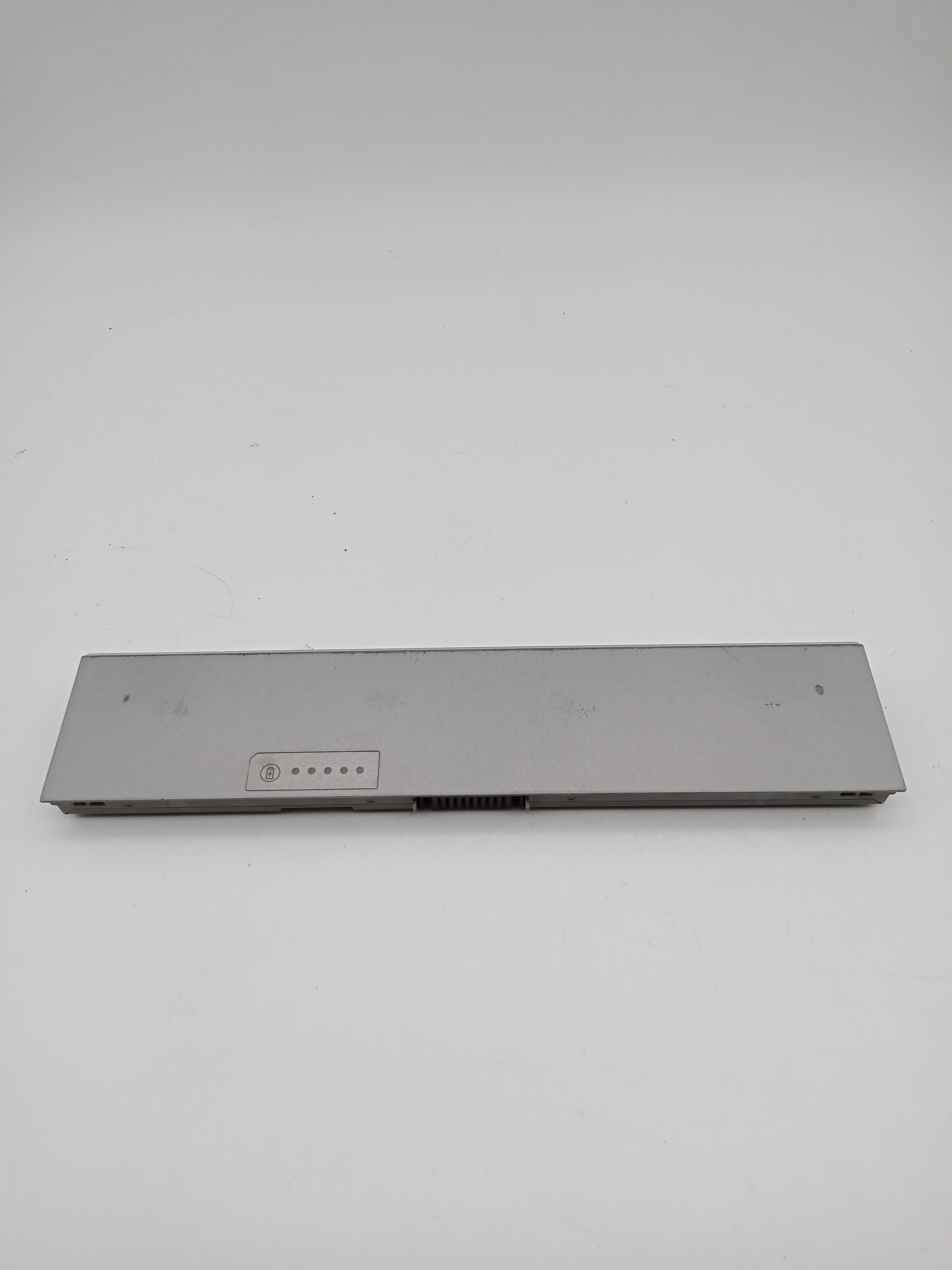 DELL LATİTUDE PP15S Notebook  Batarya