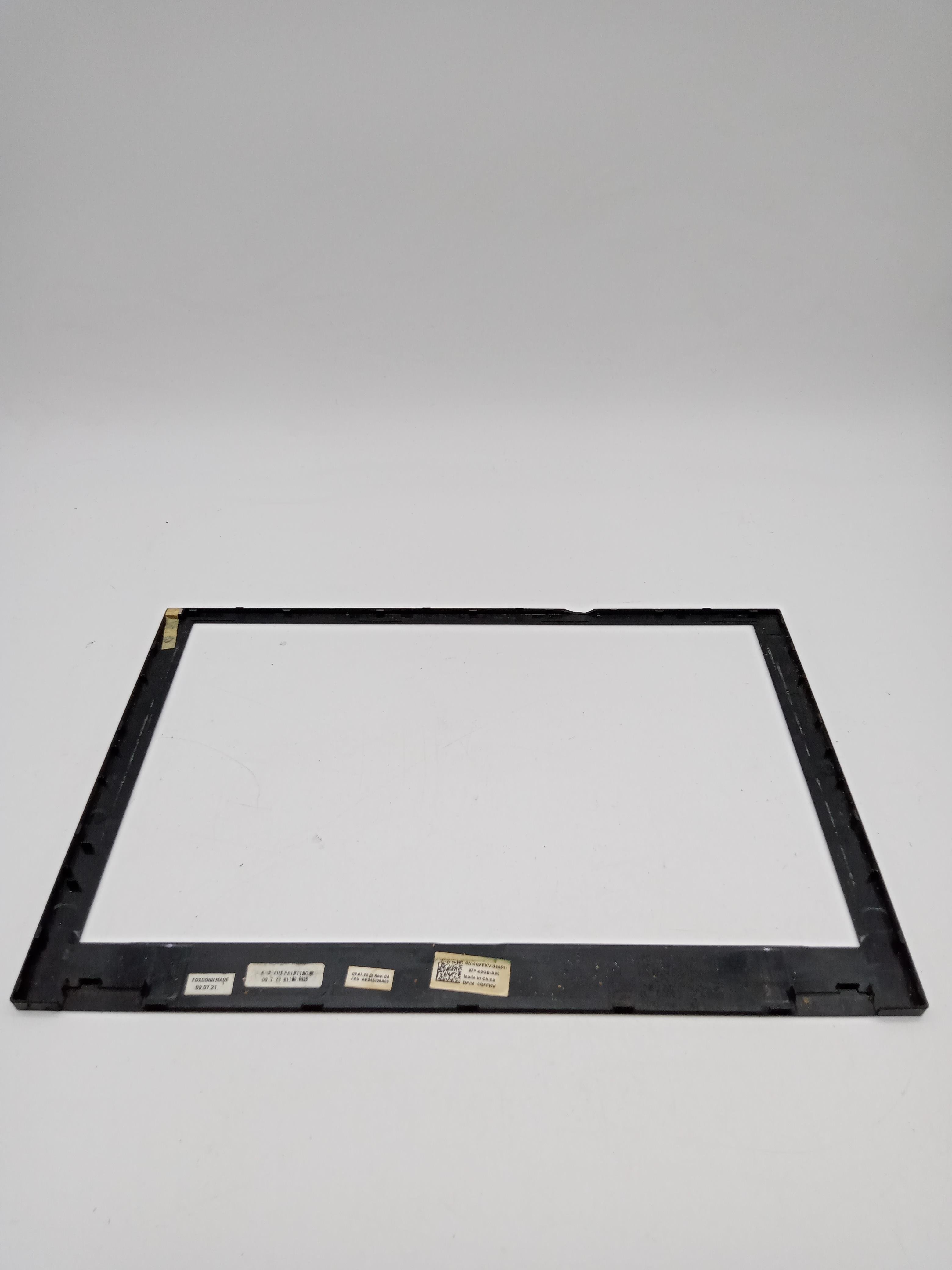 DELL LATİTUDE PP15S Notebook Lcd Bezel On