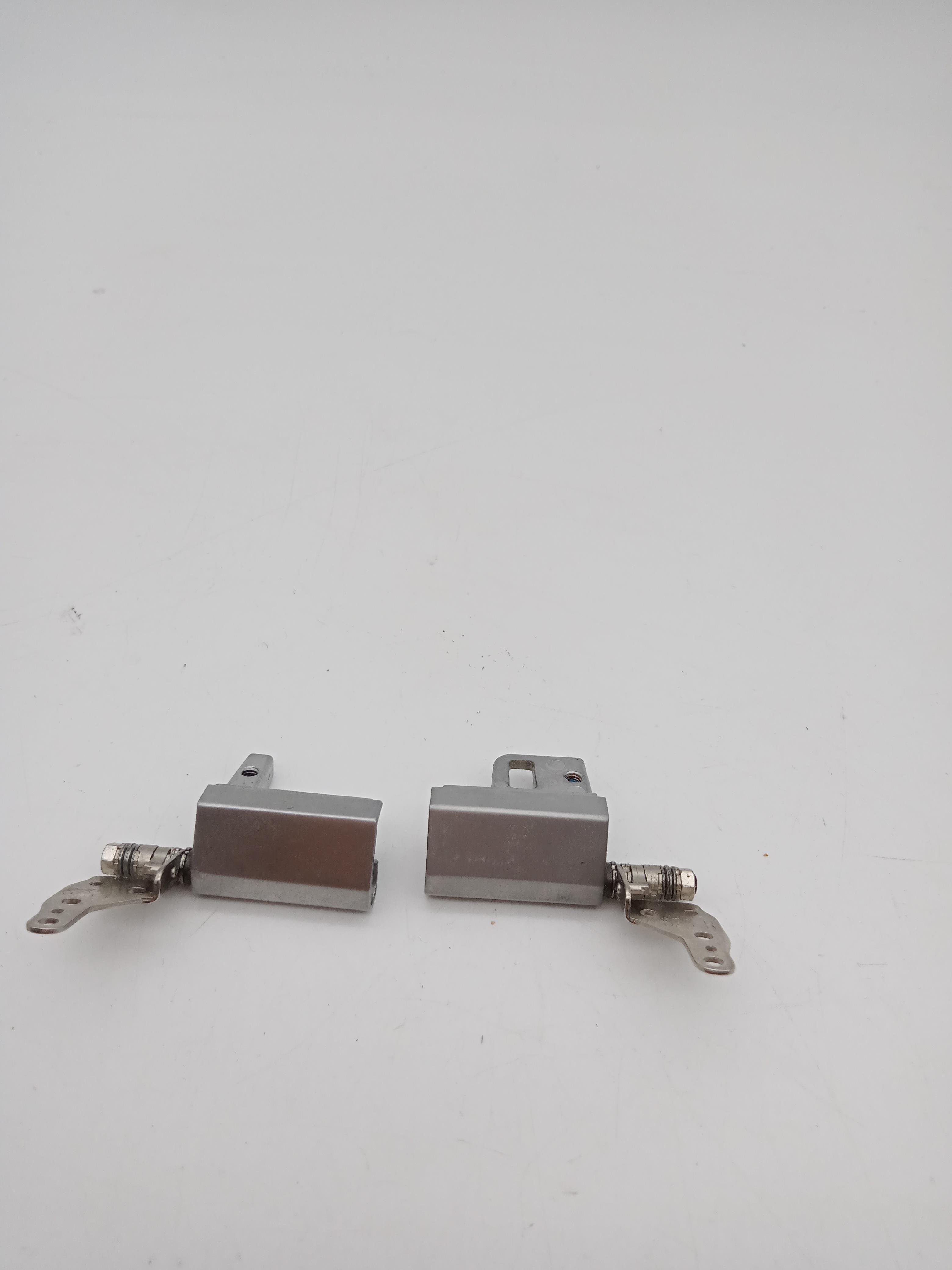 DELL LATİTUDE PP15S Notebook Menteşe