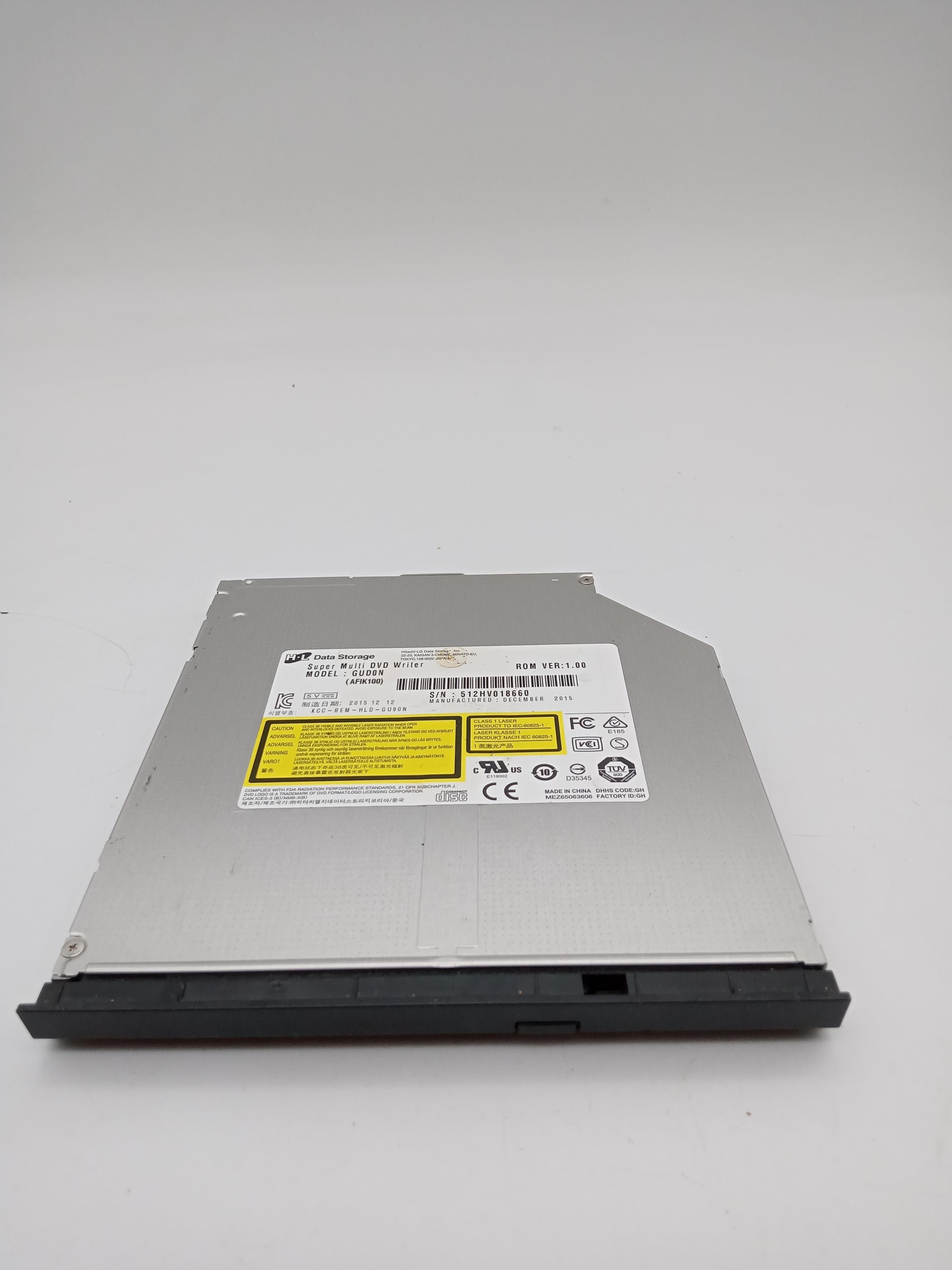 GRUNDİG 1574 V1İ5 Notebook Dvd Rom