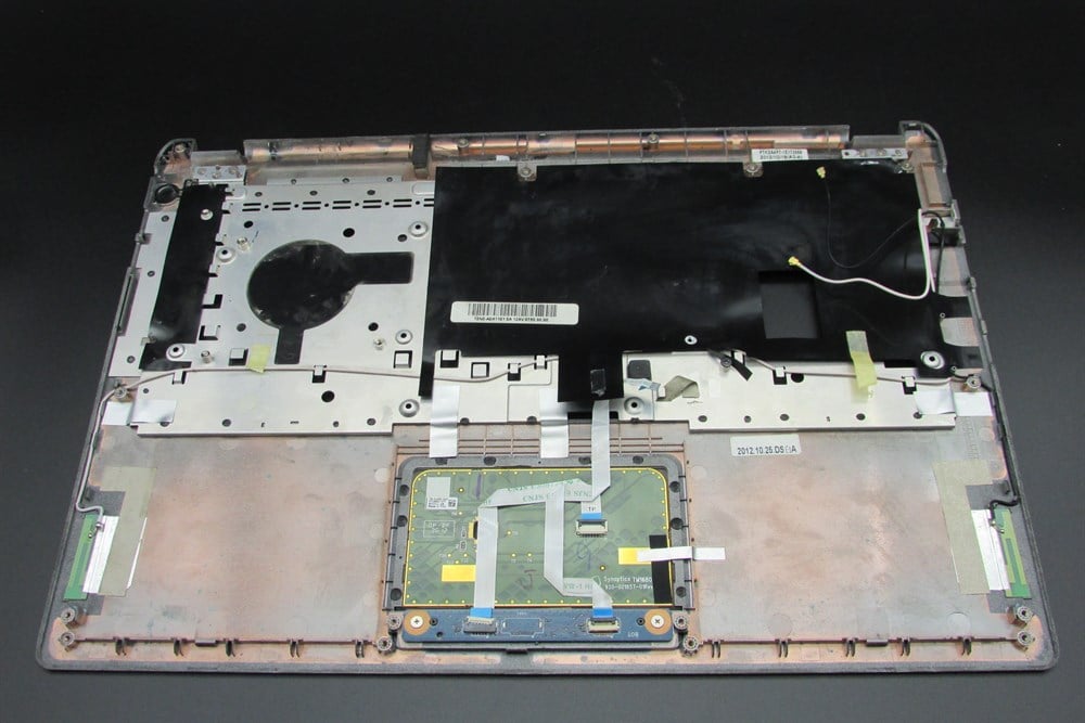 GRUNDİG UBS İ5 V2 Notebook Ust Kasa