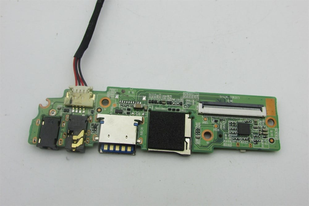 İLİFE TECNOLOGİES ZED AİR3TES Usb Data Soket