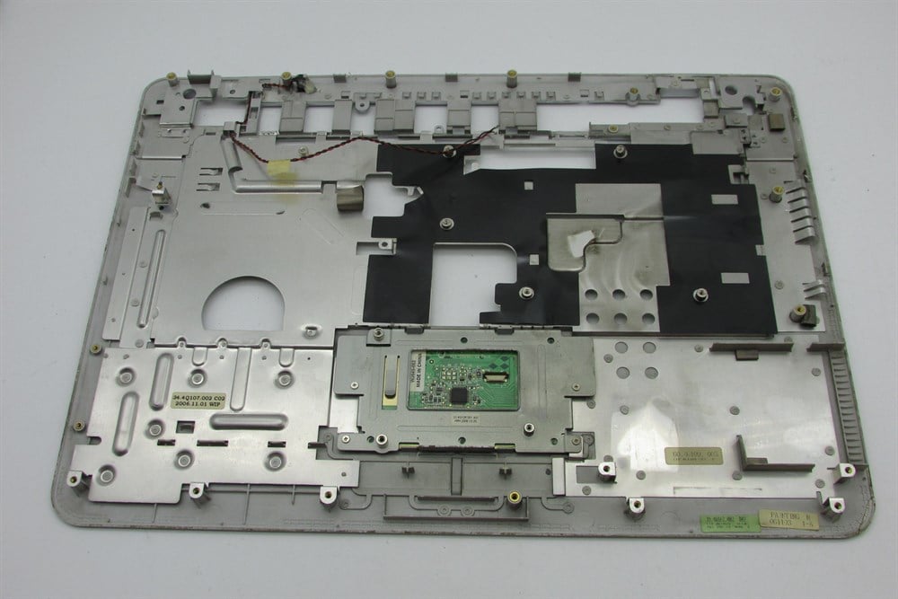 MEDİON MD 97900 MODEL NO WIM2100 Notebook Ust Kasa