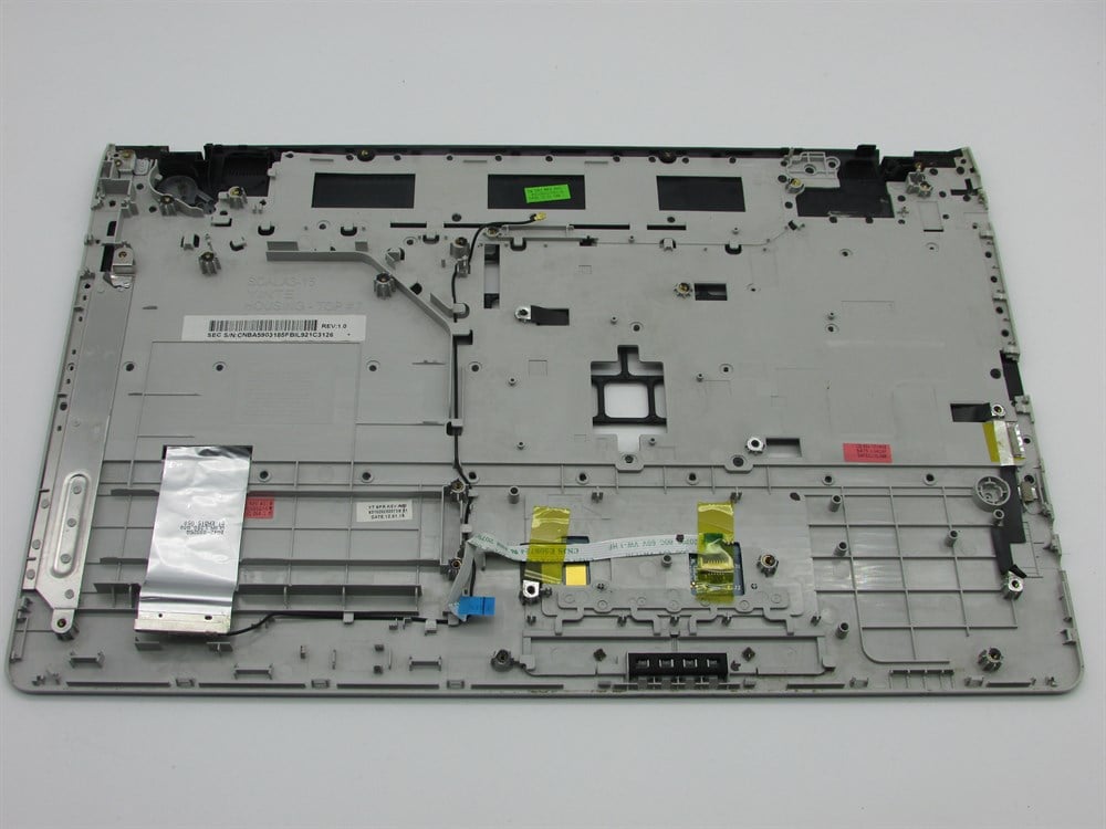 SAMSUNG 300E Notebook Üst Kasa