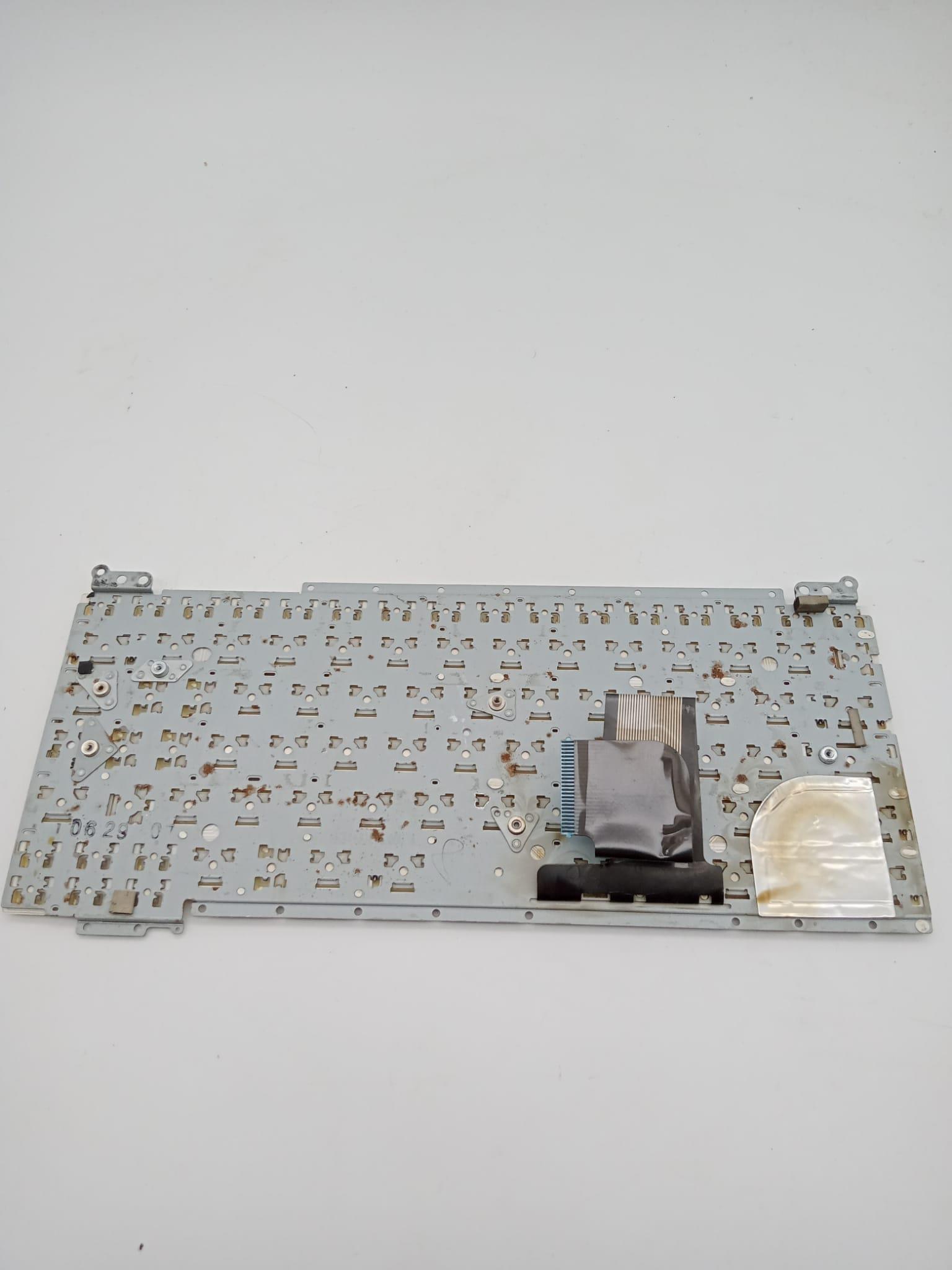 SAMSUNG NP-NC110NP-NC110-A06TR, NP-NC110-A04TR, NP-NC110-A08TR   NP-NC210  Minibook Klavye