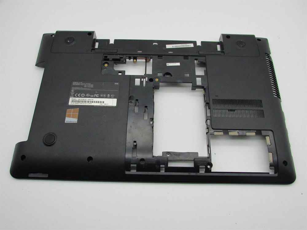 SAMSUNG NP355E5C Notebook Alt Kasa
